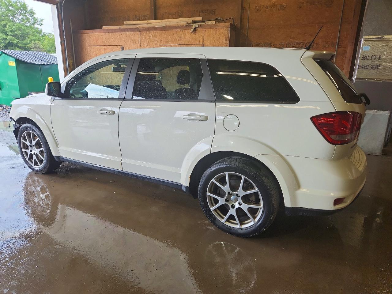 2016 Dodge Journey R/t White vin: 3C4PDCEG8GT223832