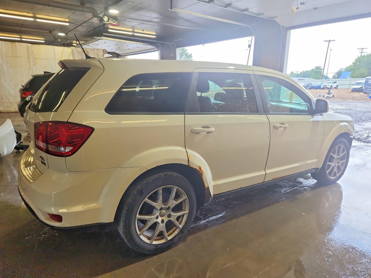 2016 Dodge Journey R/t White vin: 3C4PDCEG8GT223832