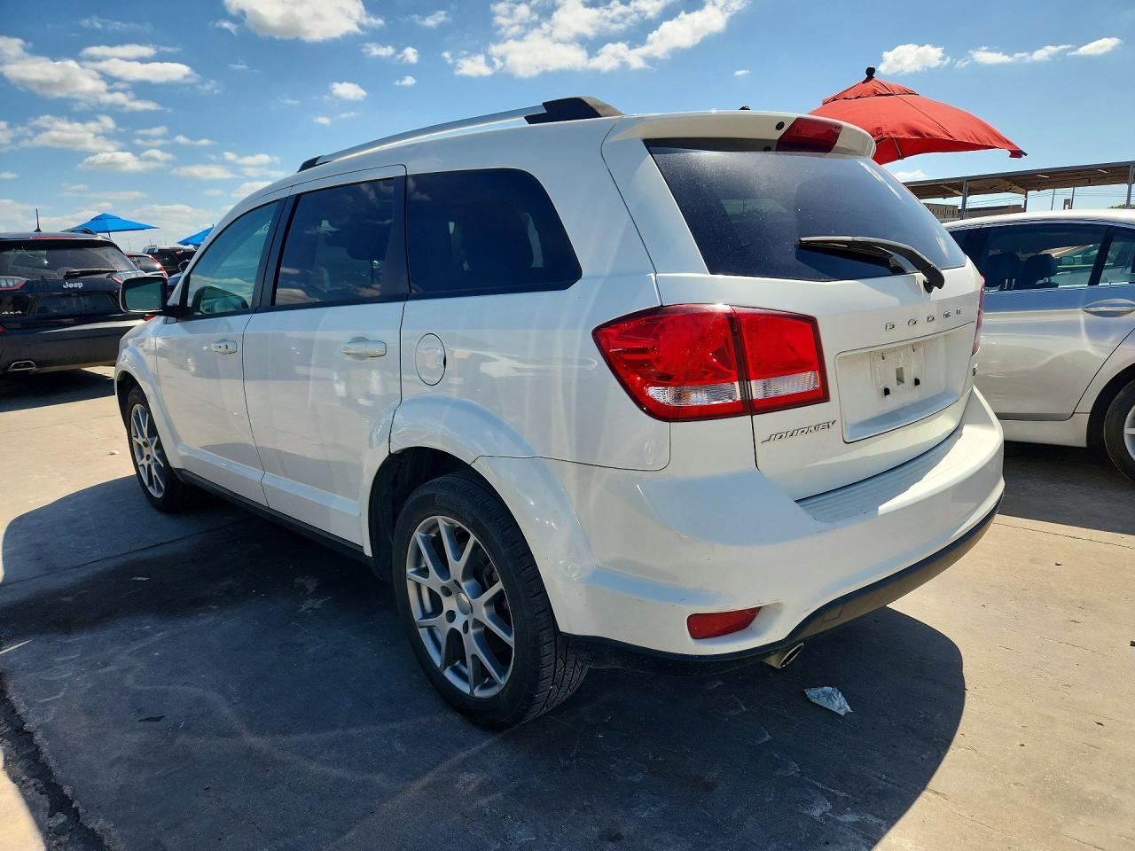 2015 Dodge Journey R White vin: 3C4PDCEG9FT614793