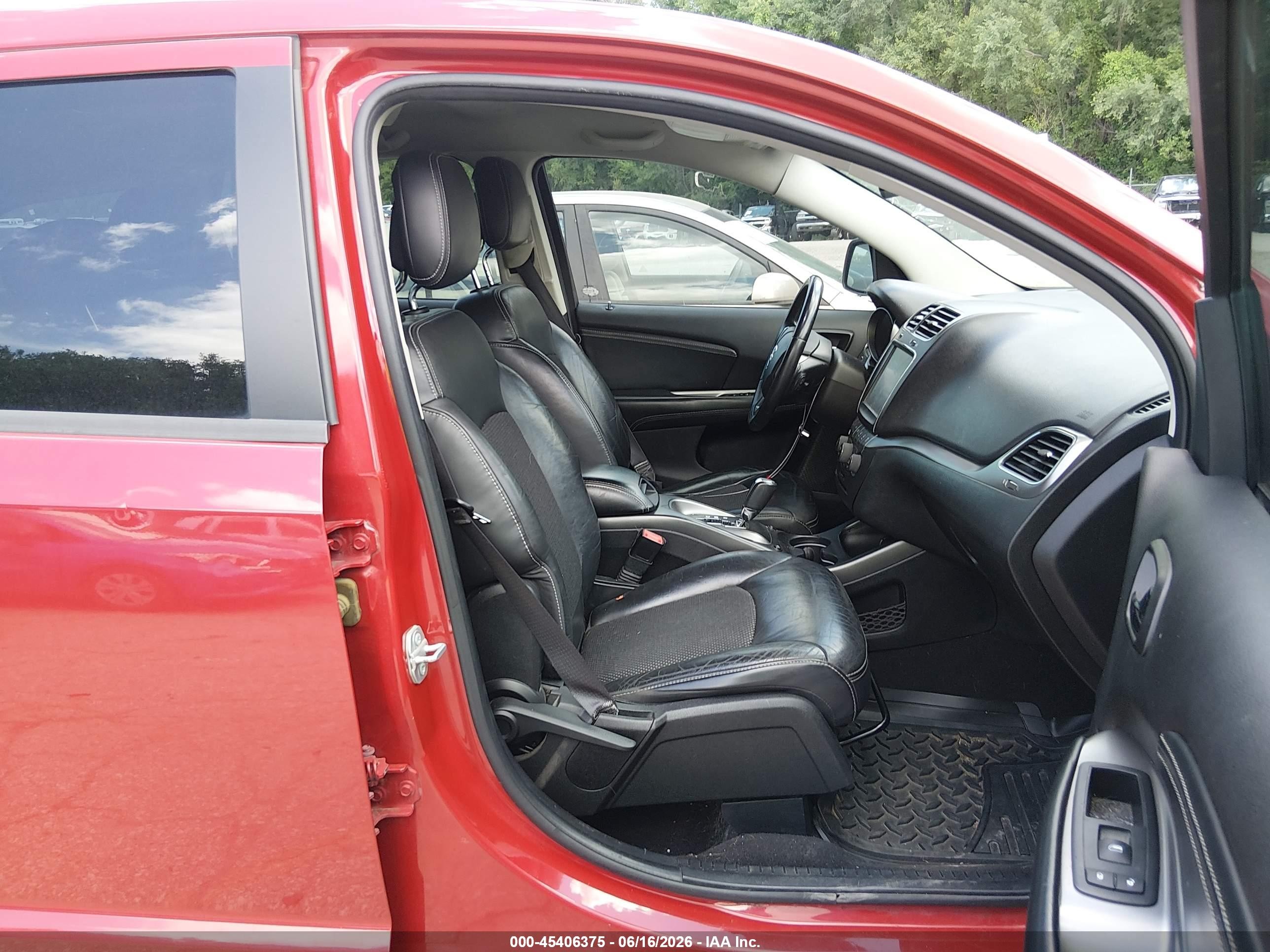 2015 Dodge Journey Crossroad Red vin: 3C4PDCGB0FT698116