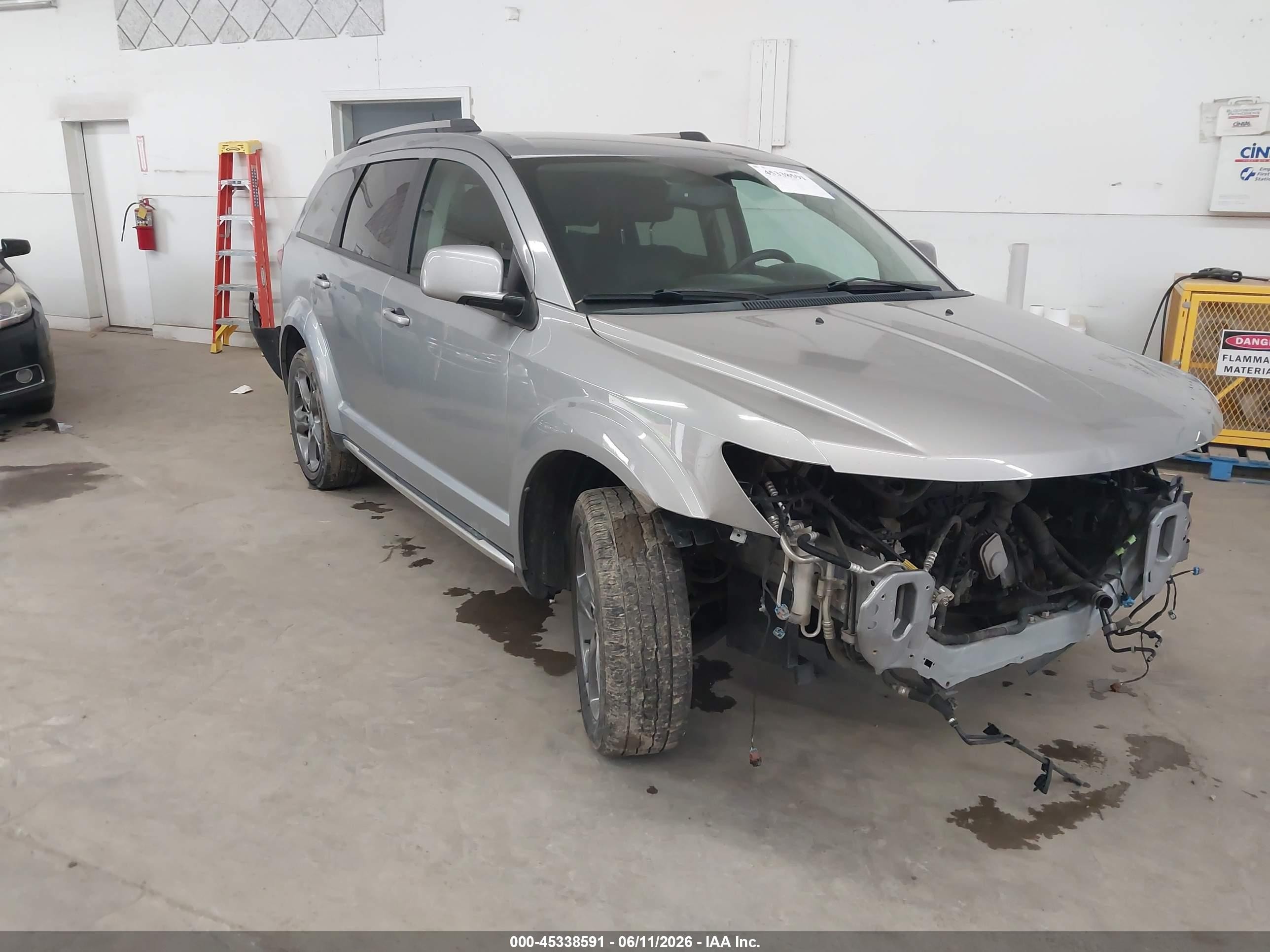 2015 Dodge Journey Crossroad Gray vin: 3C4PDCGB0FT735665
