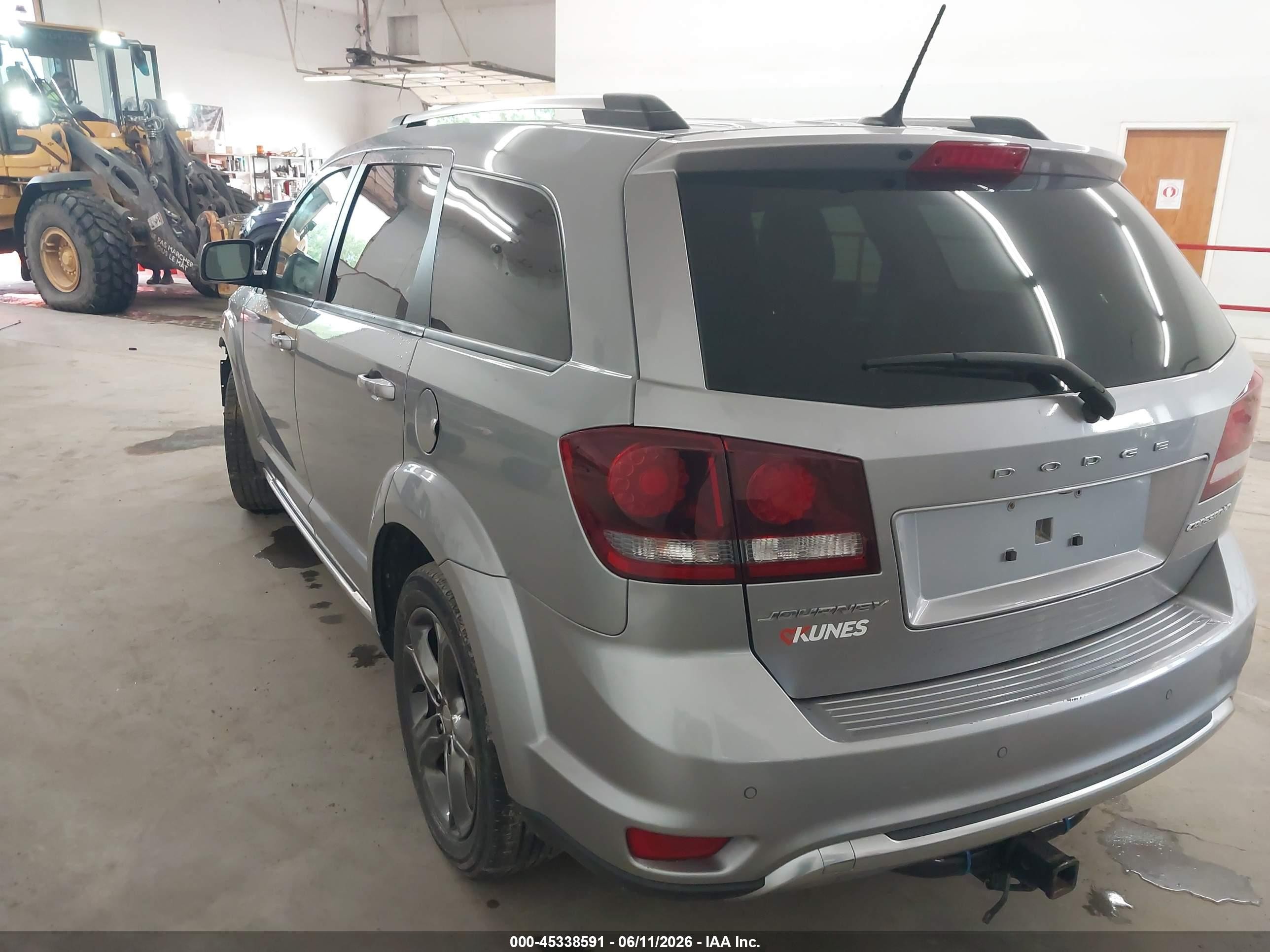 2015 Dodge Journey Crossroad Gray vin: 3C4PDCGB0FT735665