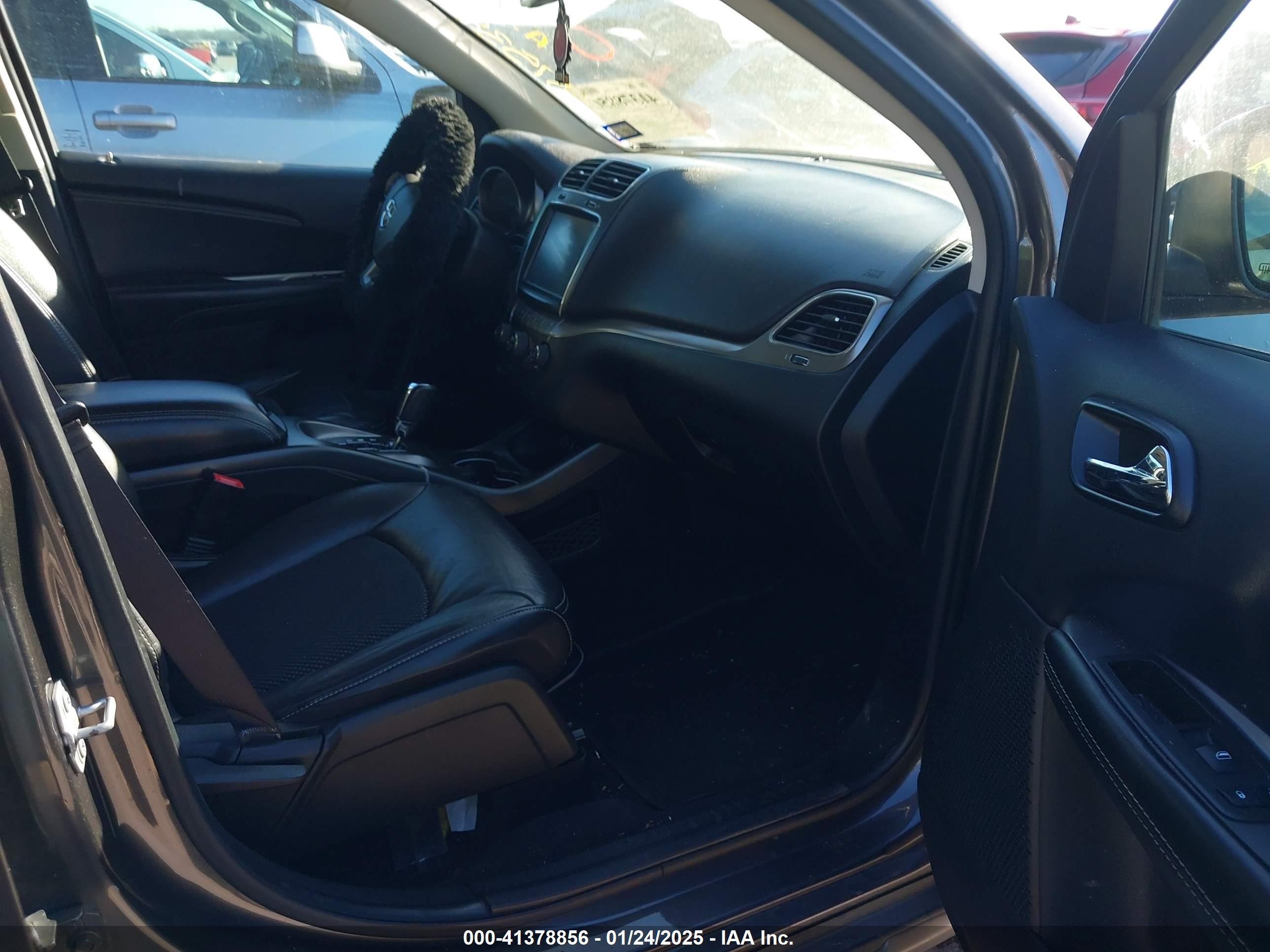 2019 Dodge Journey Crossroad Gray vin: 3C4PDCGB1KT875380