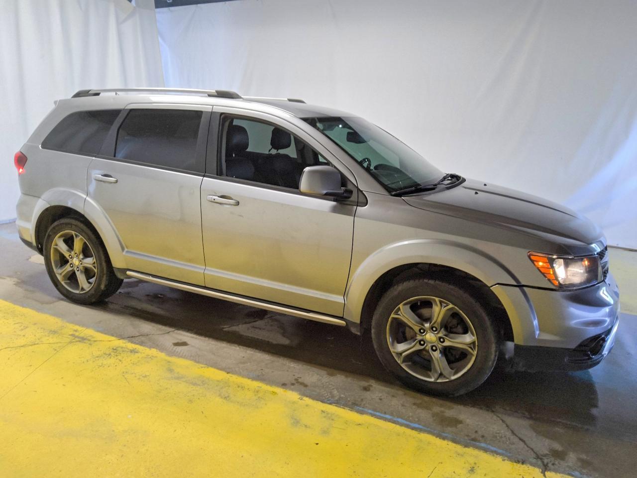 2017 Dodge Journey Crossroad Silver vin: 3C4PDCGB2HT524504