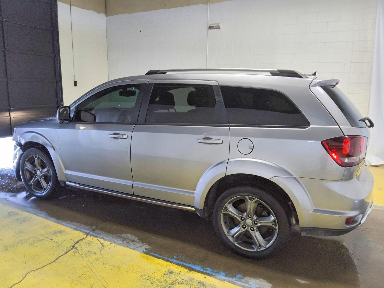 2017 Dodge Journey Crossroad Silver vin: 3C4PDCGB2HT524504