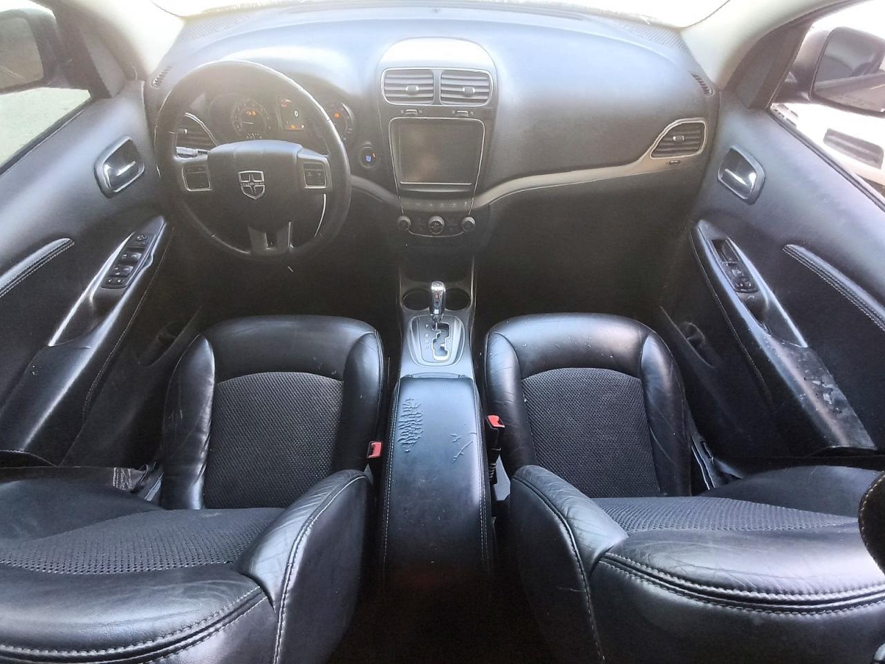 2017 Dodge Journey Crossroad Silver vin: 3C4PDCGB2HT524504