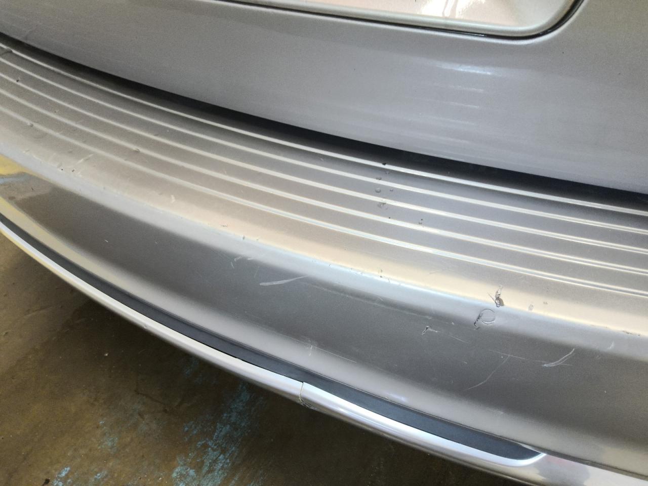 2017 Dodge Journey Crossroad Silver vin: 3C4PDCGB2HT524504 Damage: Rear Bumper/Cover, Scraped, 11 To 12 Inches
