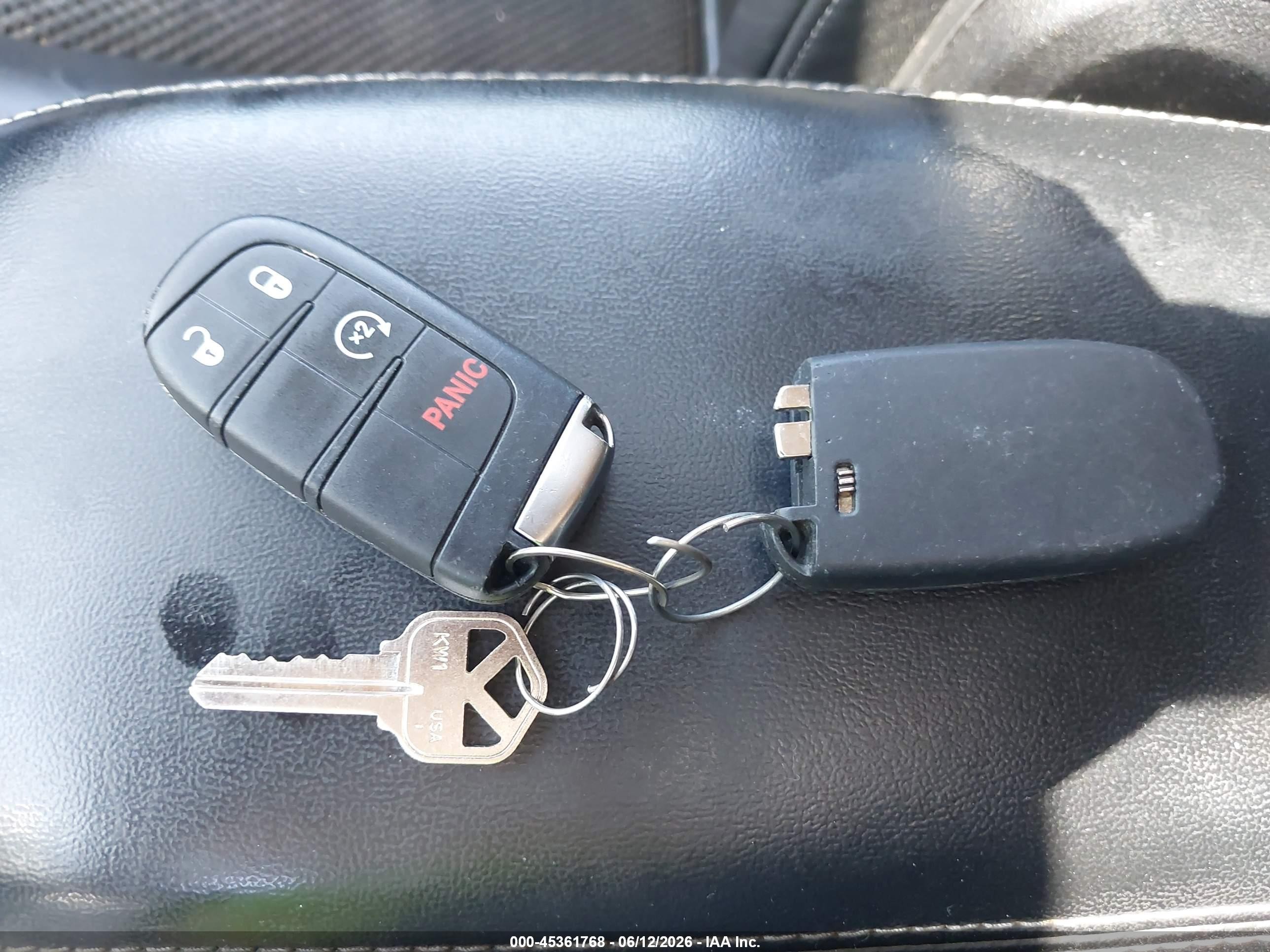 2015 Dodge Journey Crossroad Red vin: 3C4PDCGB4FT645838