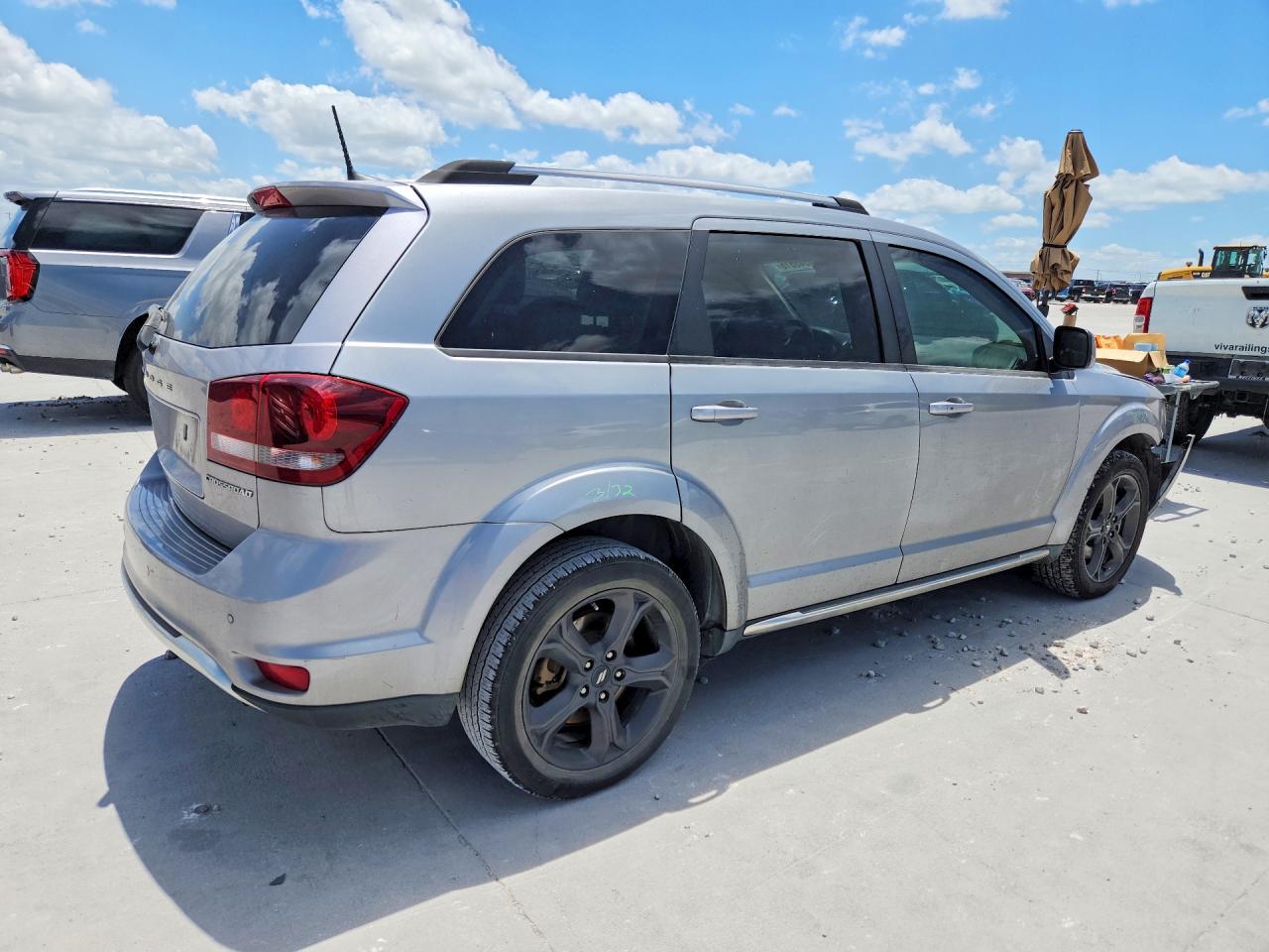 2021 Dodge Journey Crossroad Gray vin: 3C4PDCGB7LT263833
