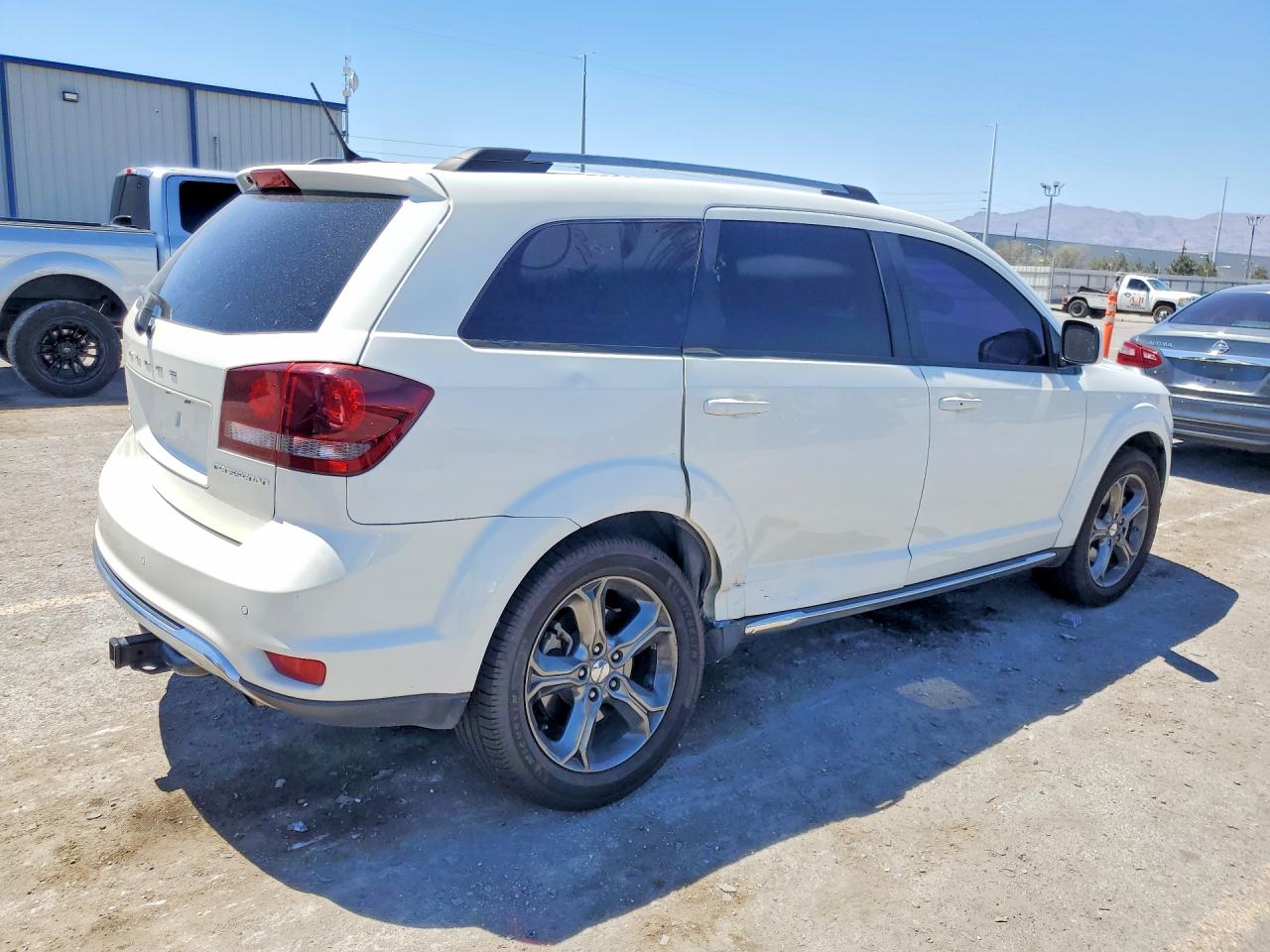 2015 Dodge Journey Crossroad White vin: 3C4PDCGB8FT737387