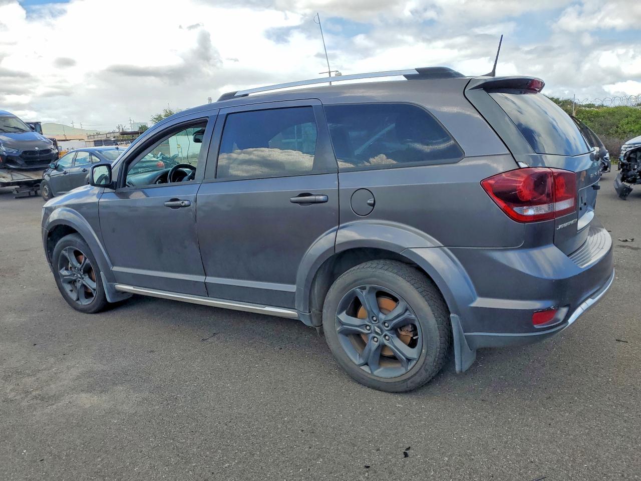 2019 Dodge Journey Crossroad Charcoal vin: 3C4PDCGB8KT681395
