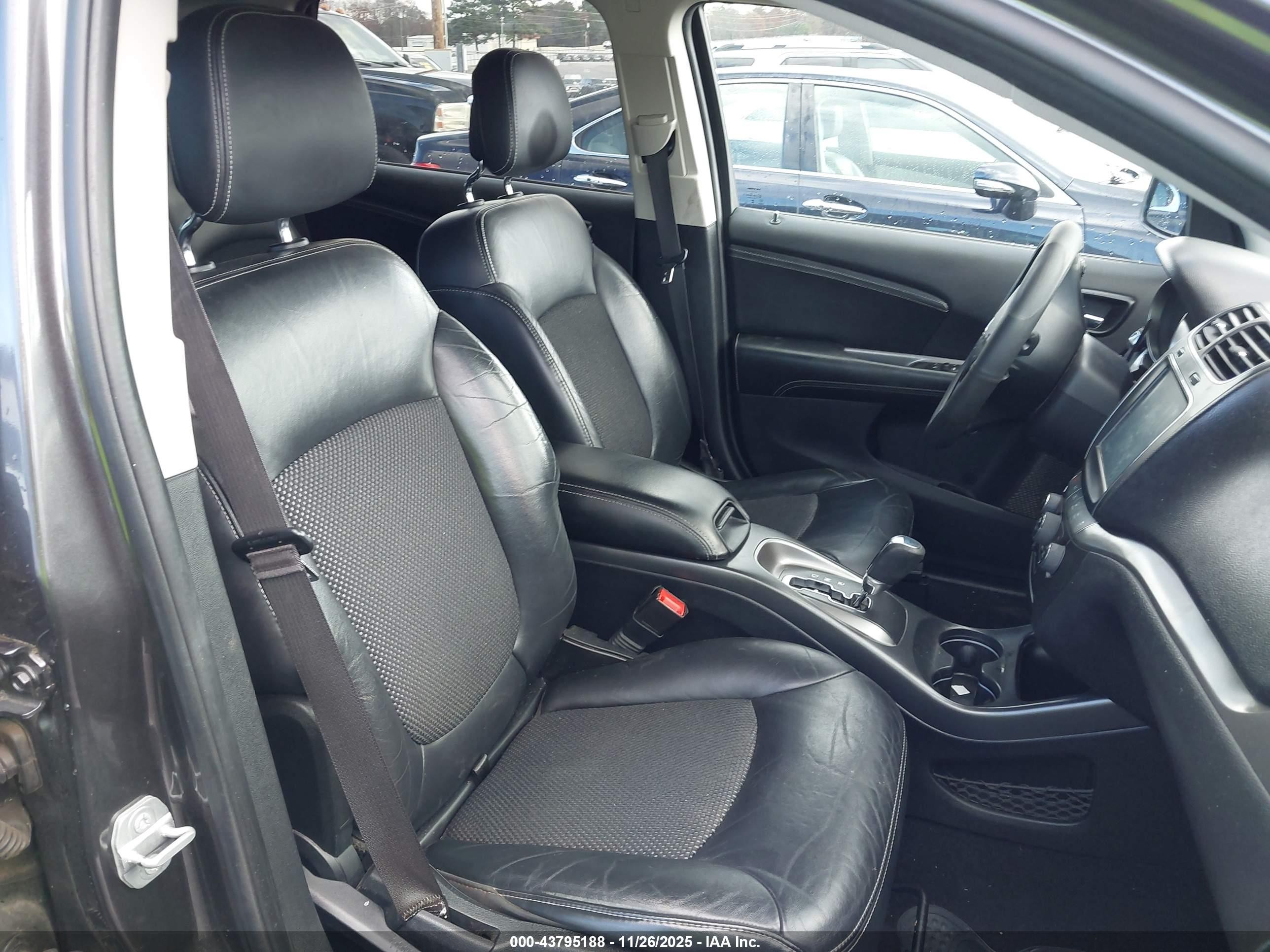 2015 Dodge Journey Crossroad Серый vin: 3C4PDCGB9FT654437