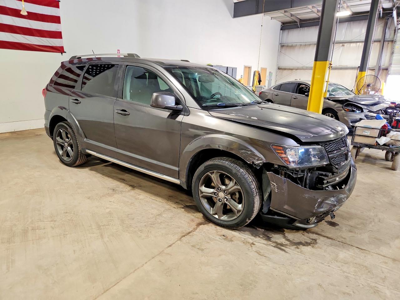 2015 Dodge Journey Crossroad Silver vin: 3C4PDCGBXFT727623
