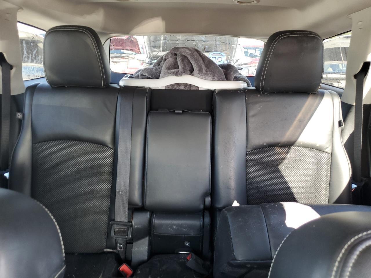 2018 Dodge Journey Crossroad Красный vin: 3C4PDCGBXJT252063