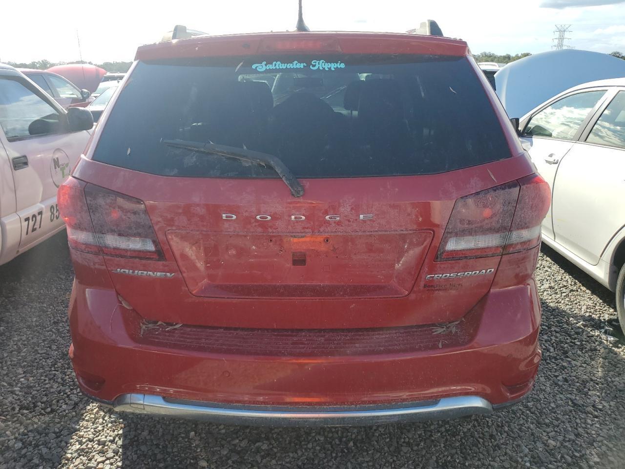 2018 Dodge Journey Crossroad Красный vin: 3C4PDCGBXJT252063