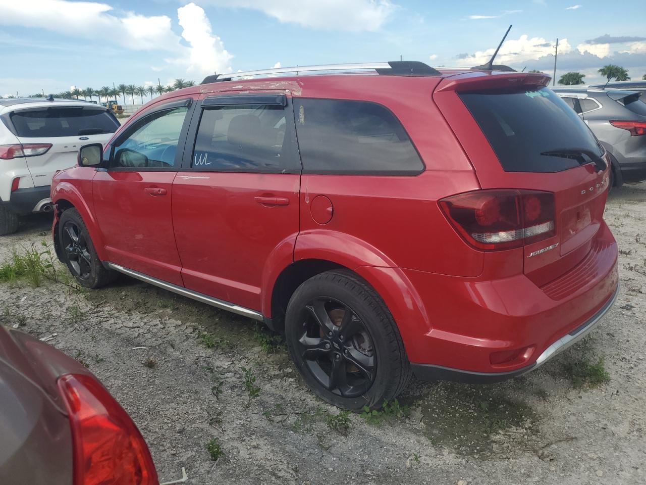 2018 Dodge Journey Crossroad Красный vin: 3C4PDCGBXJT252063