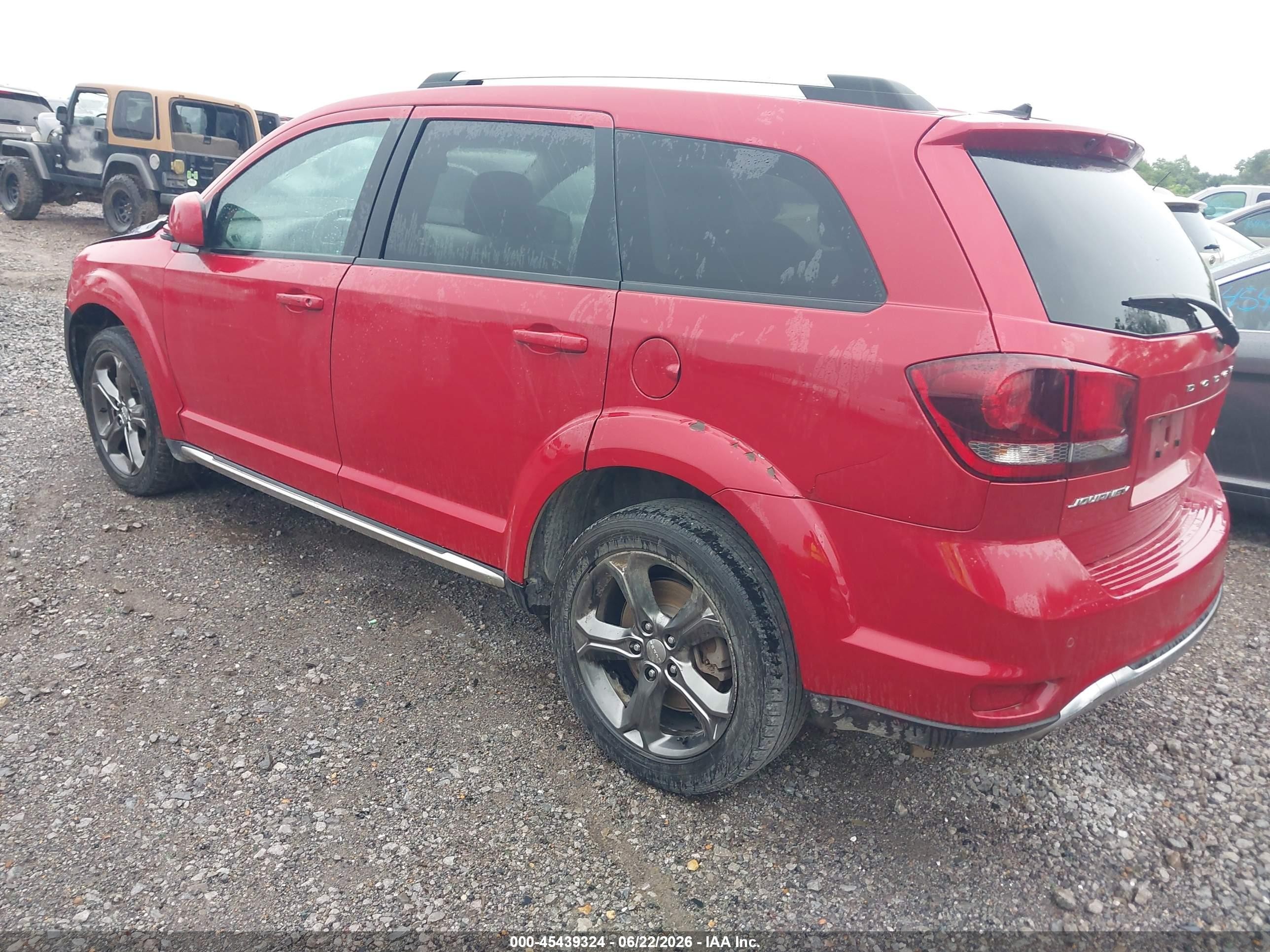 2015 Dodge Journey Crossroad Red vin: 3C4PDCGG1FT632363