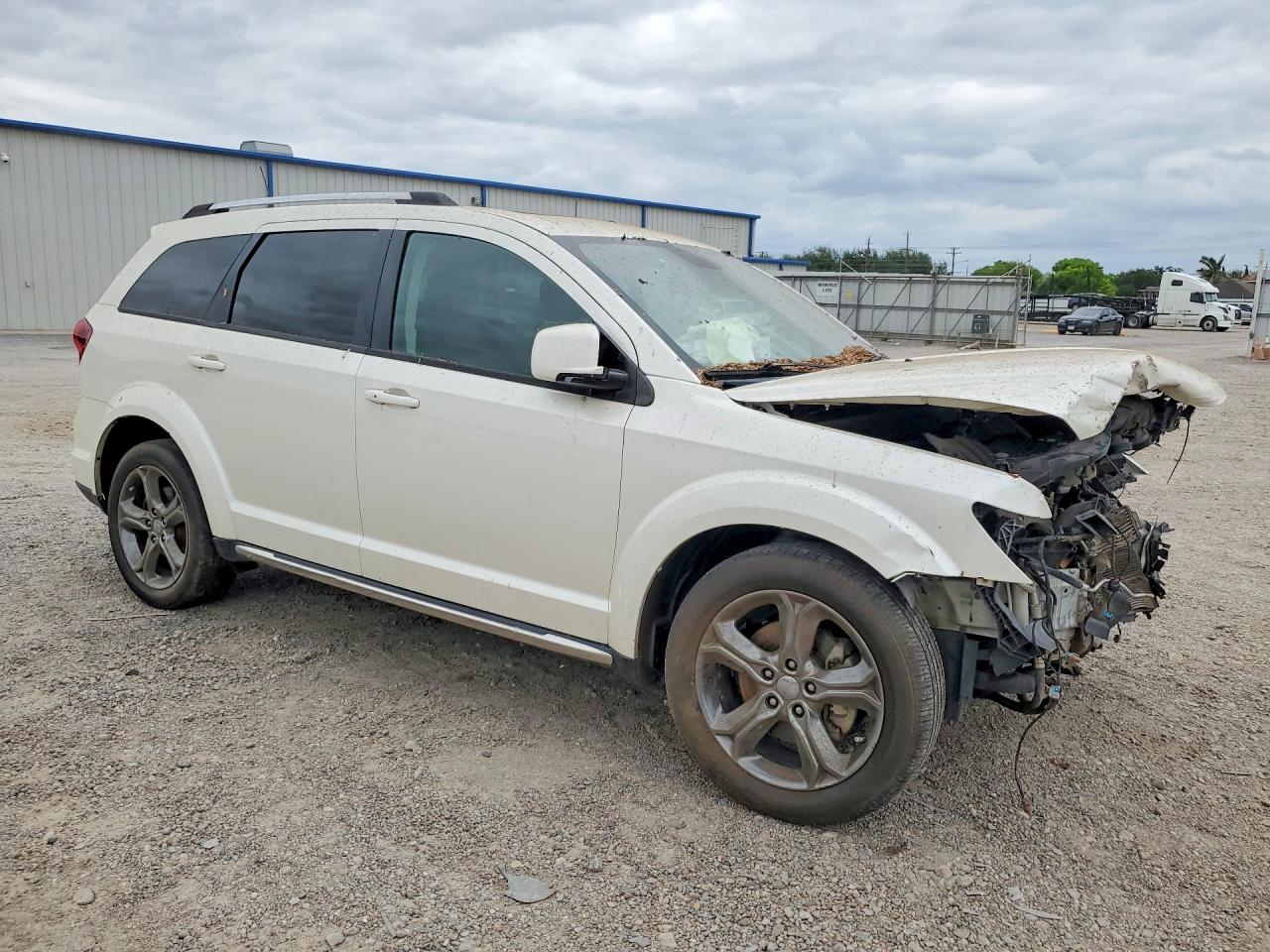 2016 Dodge Journey Crossroad Cream vin: 3C4PDCGG1GT250559