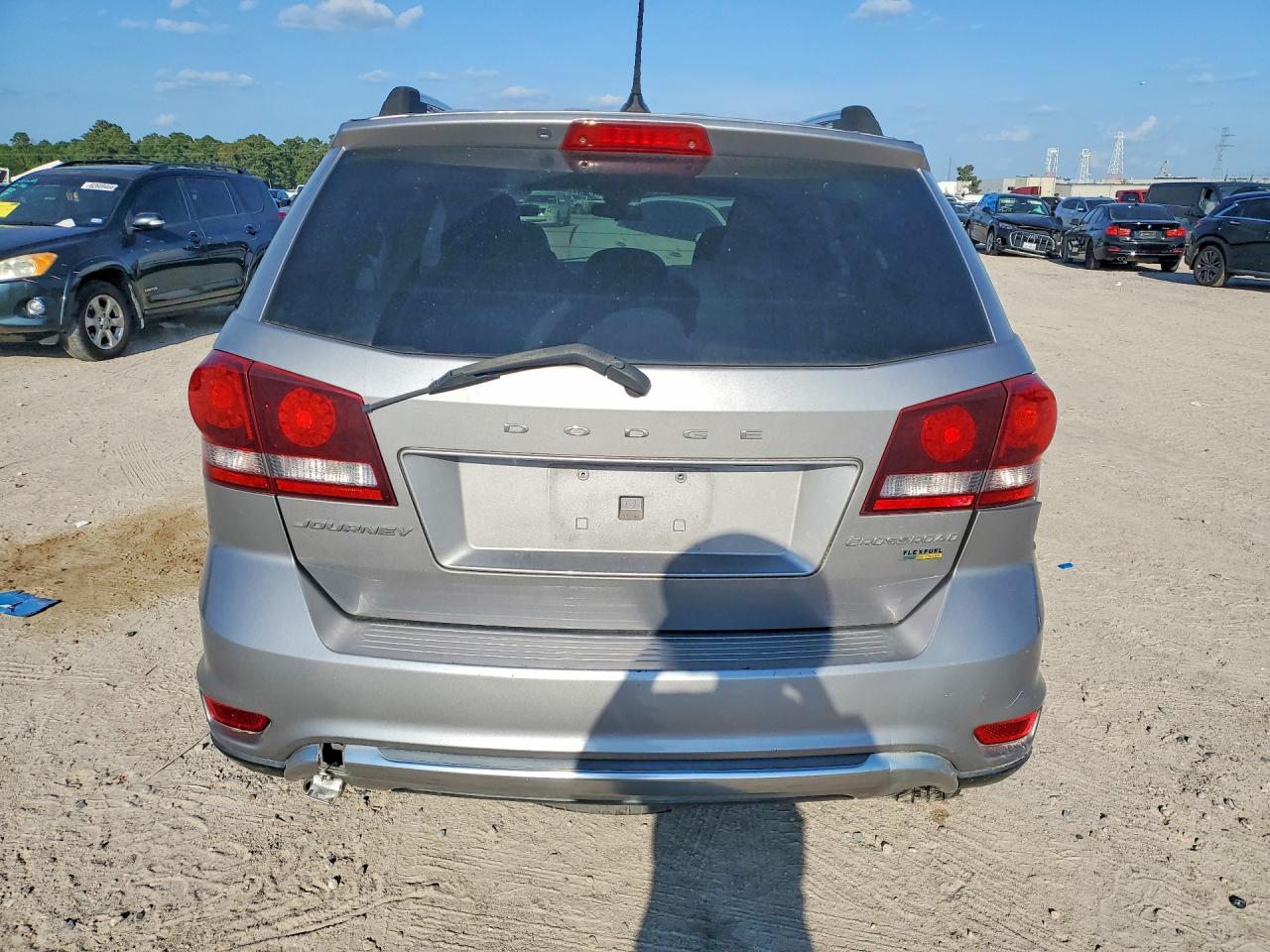 2018 Dodge Journey Crossroad Серебряный vin: 3C4PDCGG1JT378873