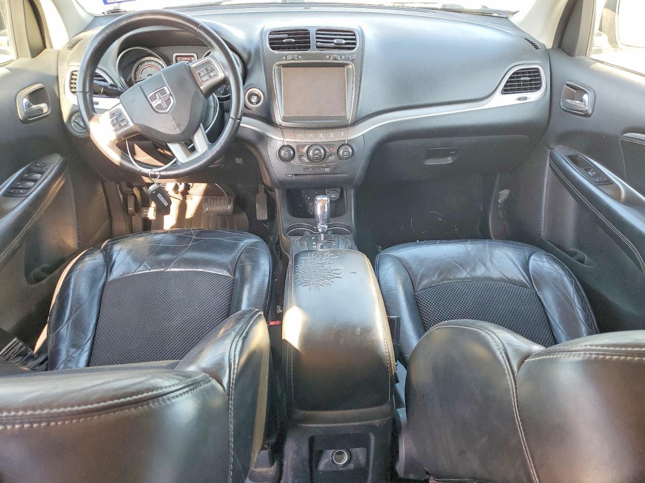 2018 Dodge Journey Crossroad Серебряный vin: 3C4PDCGG1JT378873