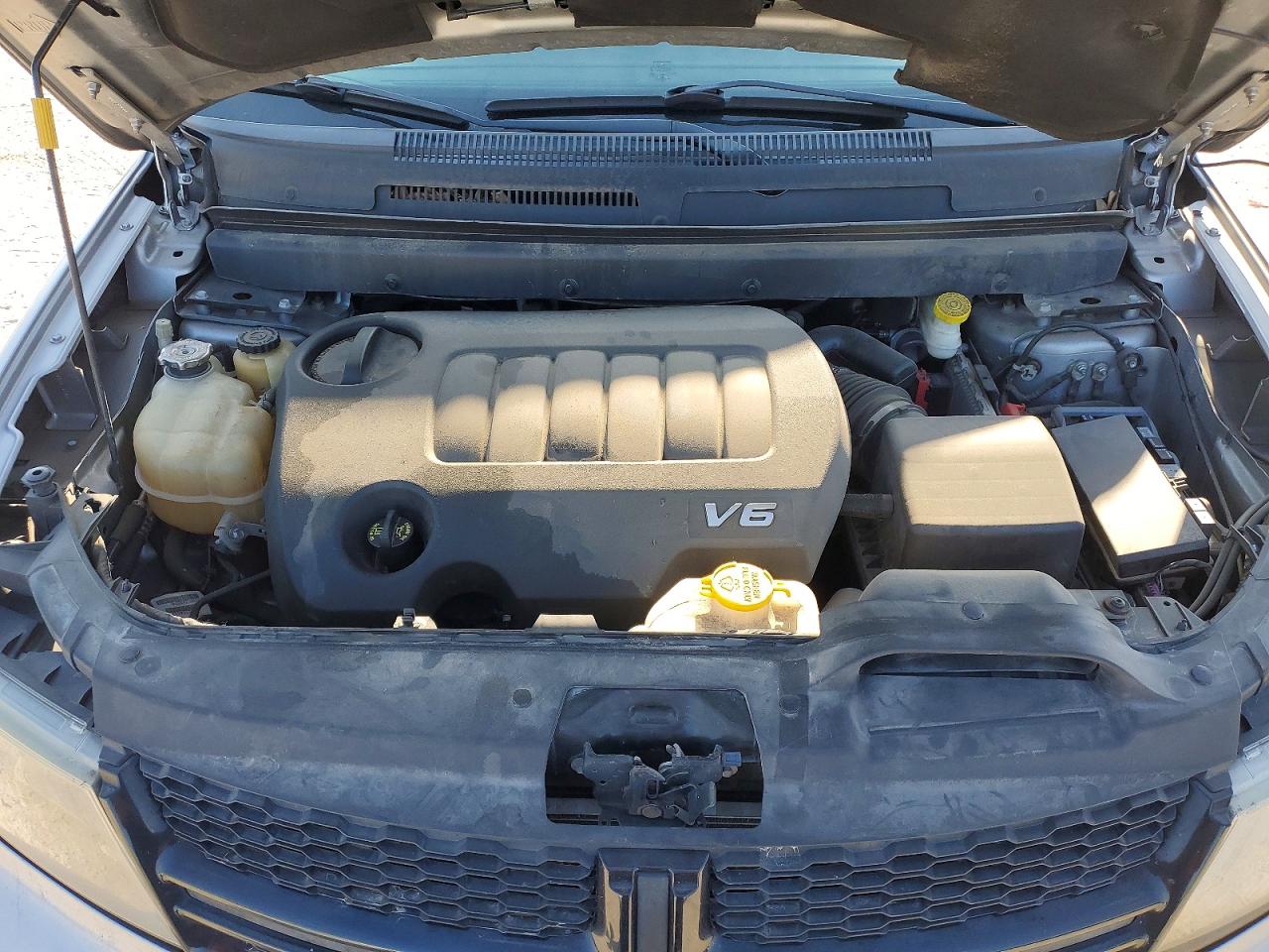 2018 Dodge Journey Crossroad Серебряный vin: 3C4PDCGG1JT378873