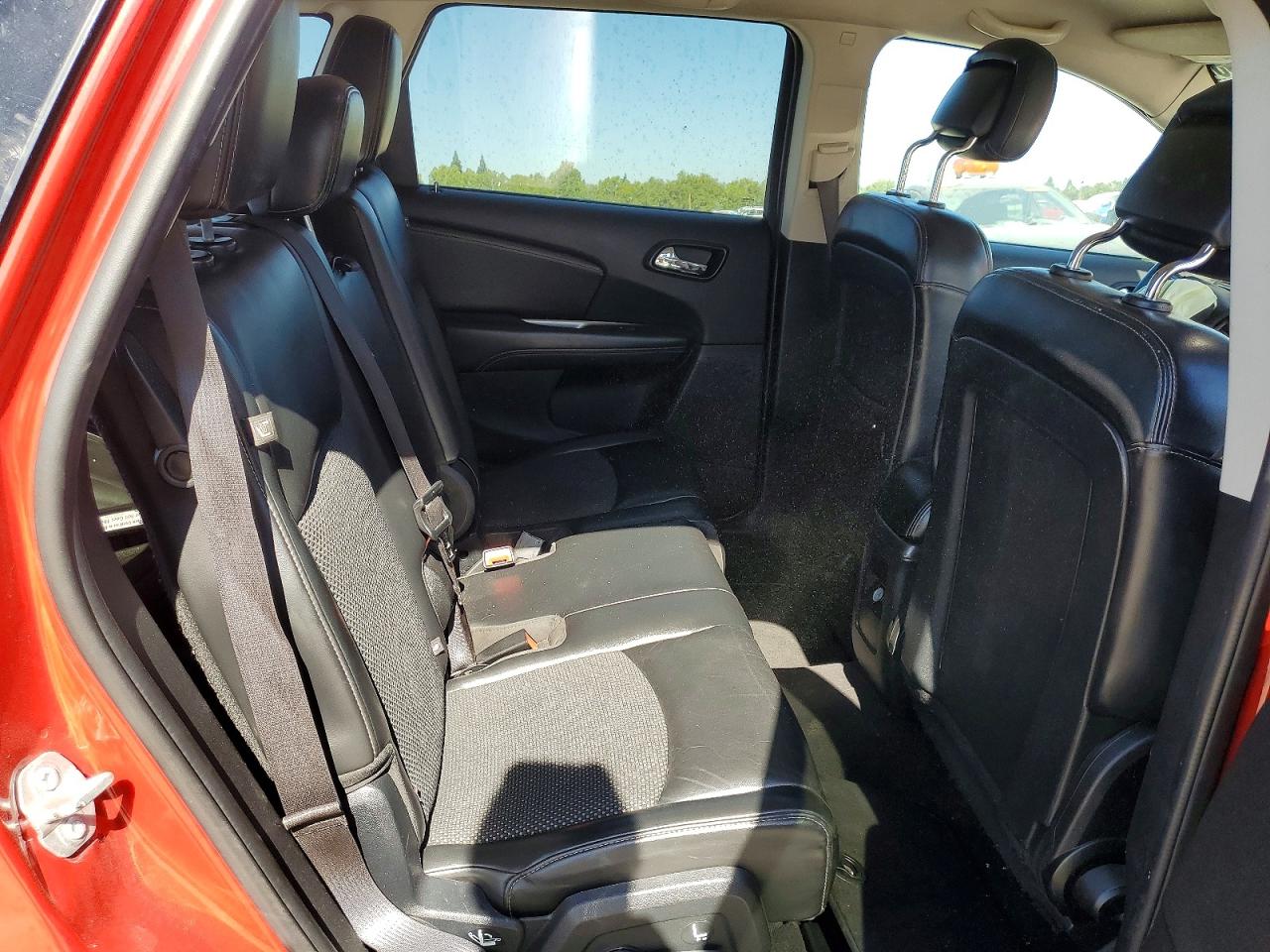 2017 Dodge Journey Crossroad Red vin: 3C4PDCGG2HT522814