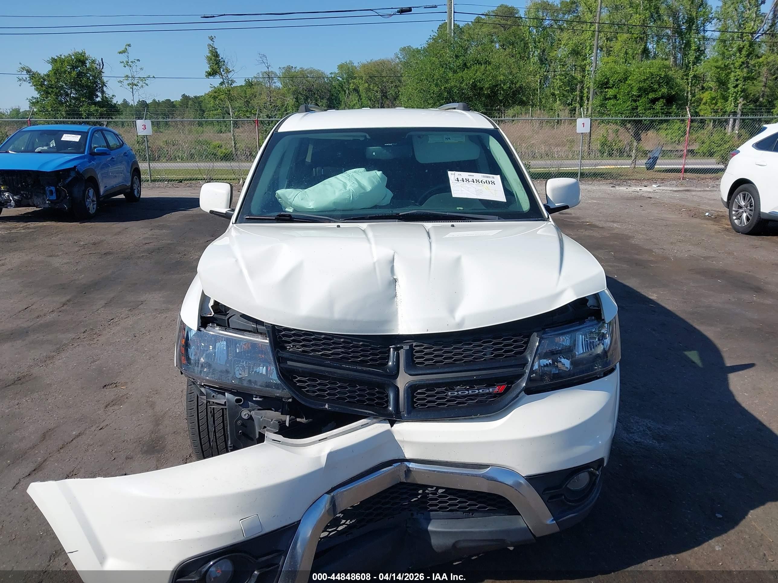 2018 Dodge Journey Crossroad White vin: 3C4PDCGG2JT216329