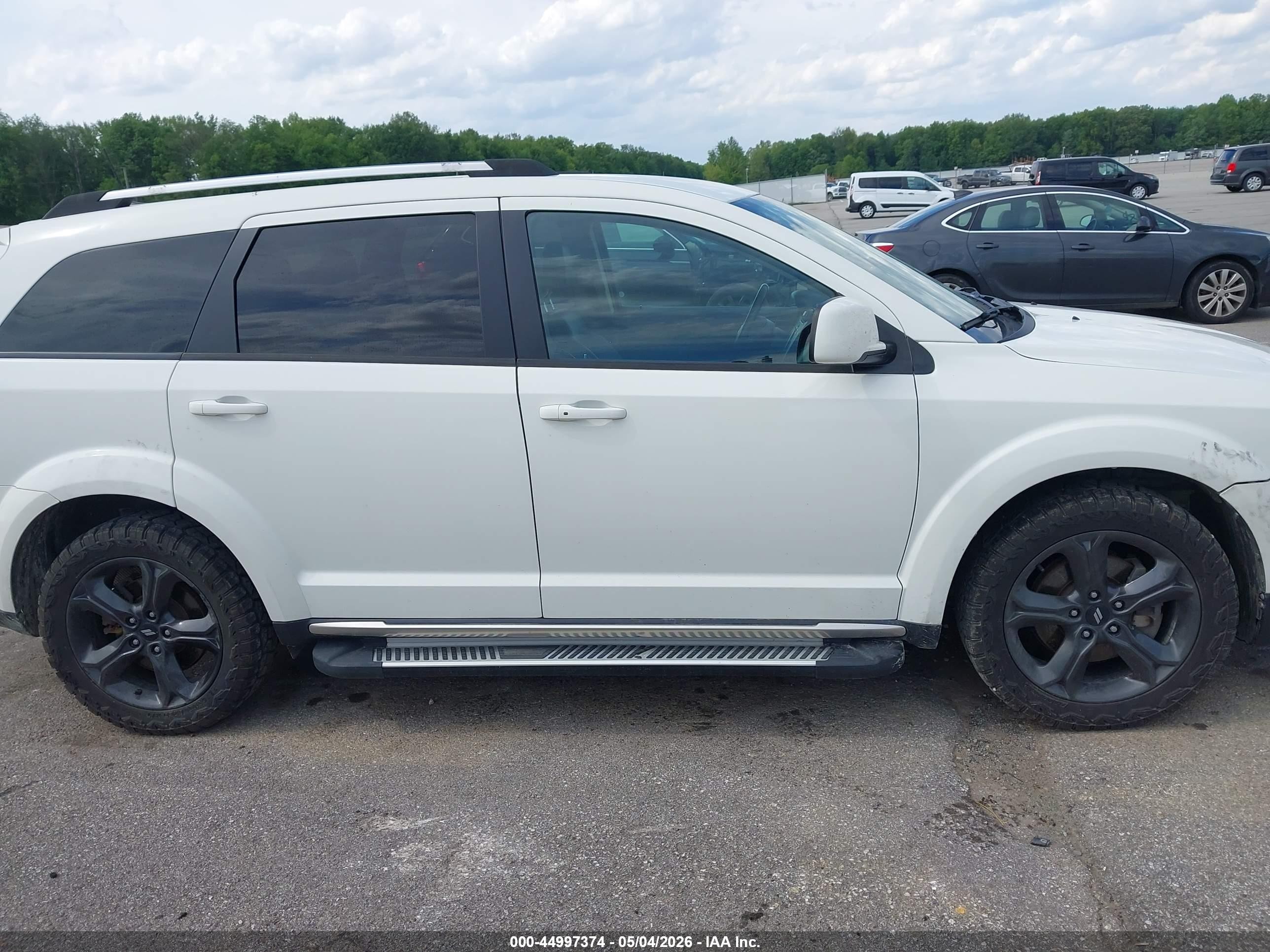 2019 Dodge Journey Crossroad White vin: 3C4PDCGG2KT707548