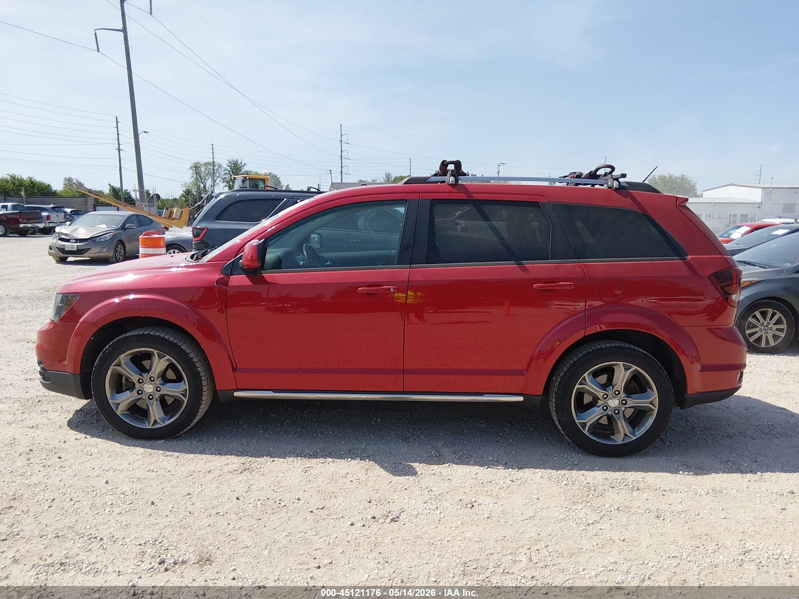 2017 Dodge Journey Crossroad Plus Red vin: 3C4PDCGG3HT536012