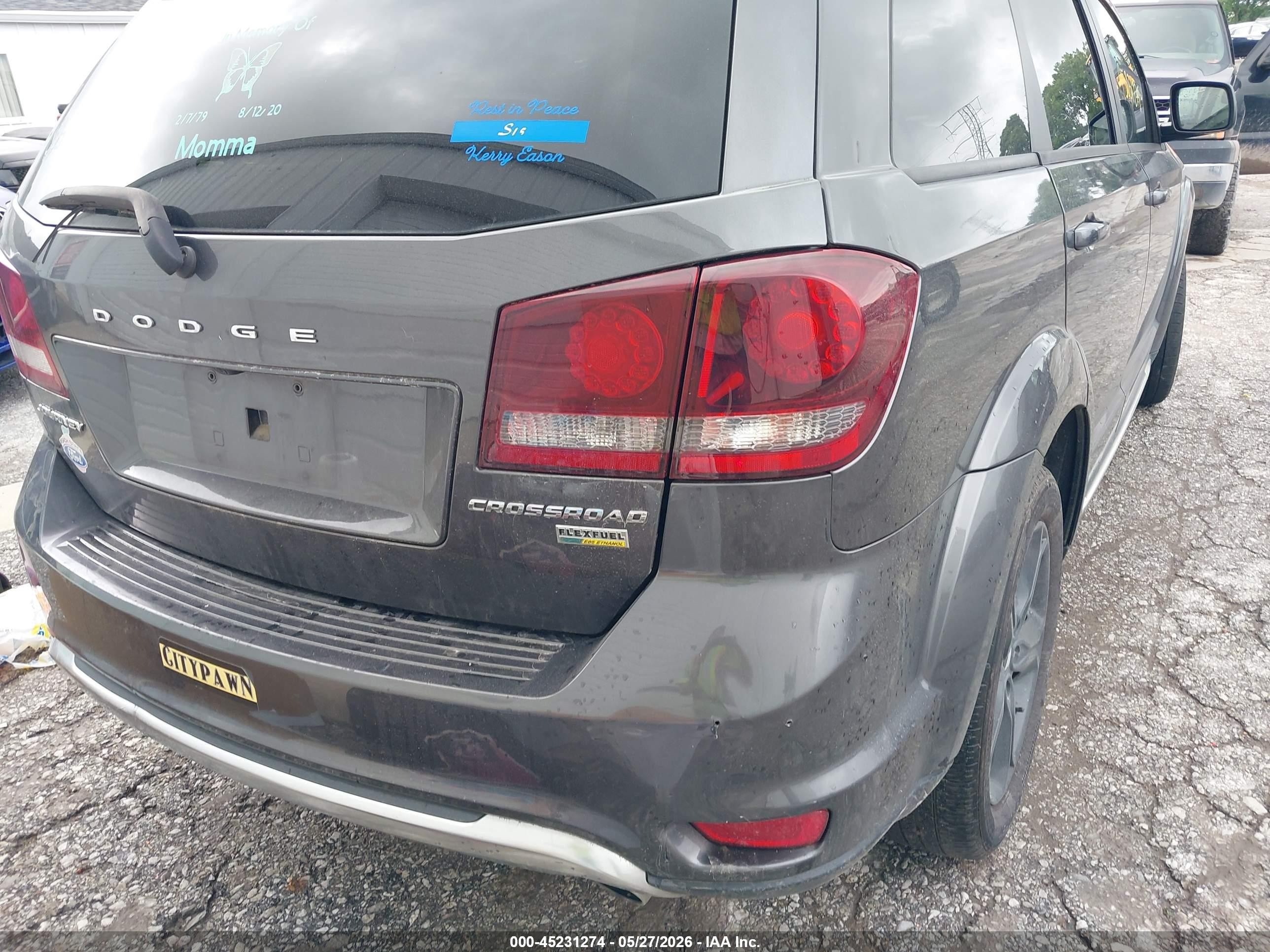 2019 Dodge Journey Crossroad Gray vin: 3C4PDCGG3KT778533