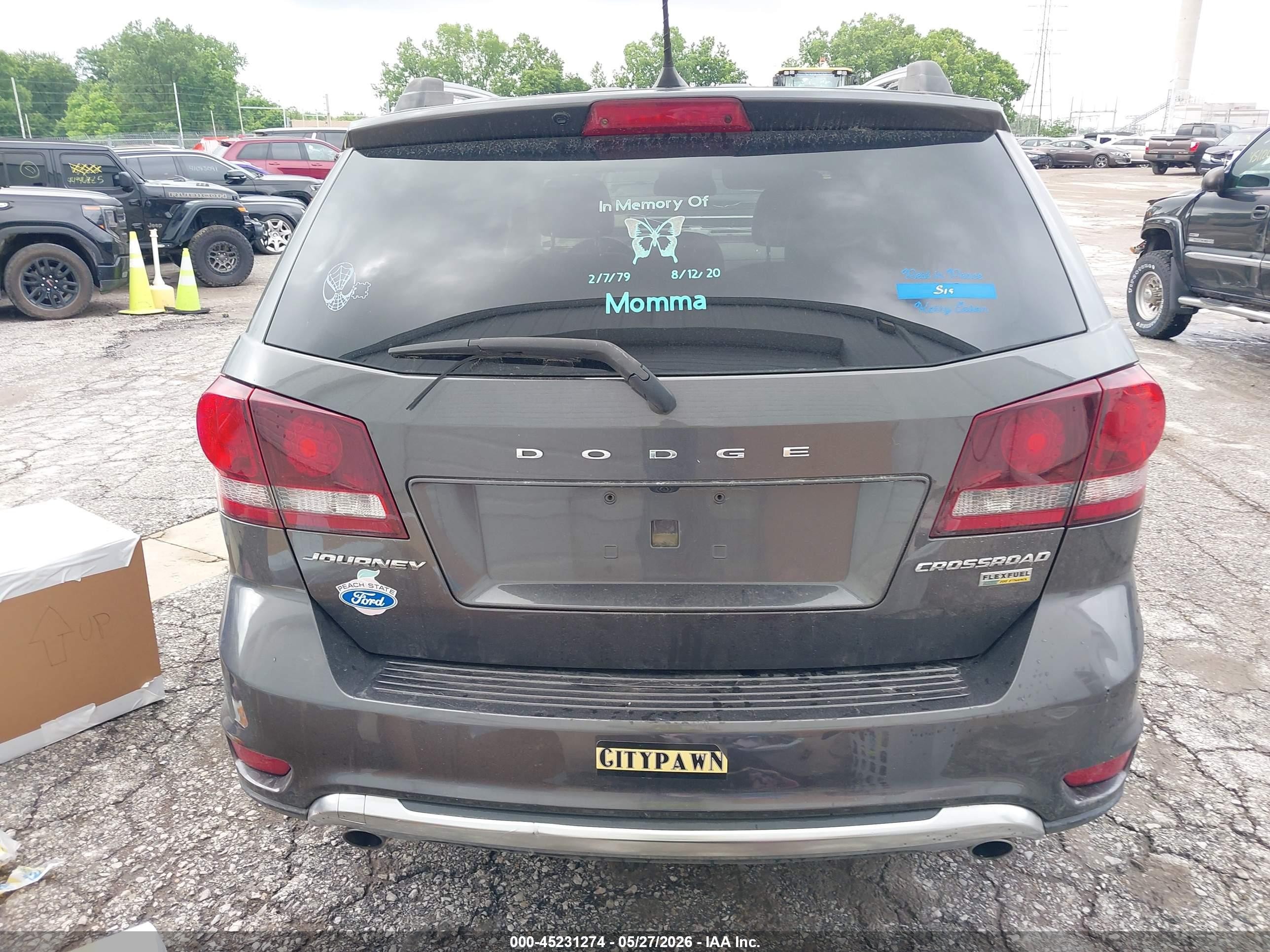 2019 Dodge Journey Crossroad Gray vin: 3C4PDCGG3KT778533