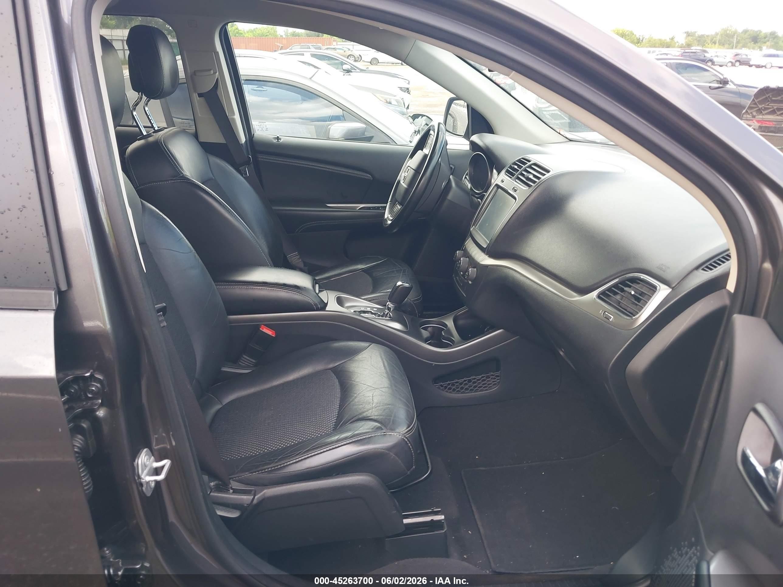 2019 Dodge Journey Crossroad Gray vin: 3C4PDCGG8KT783226