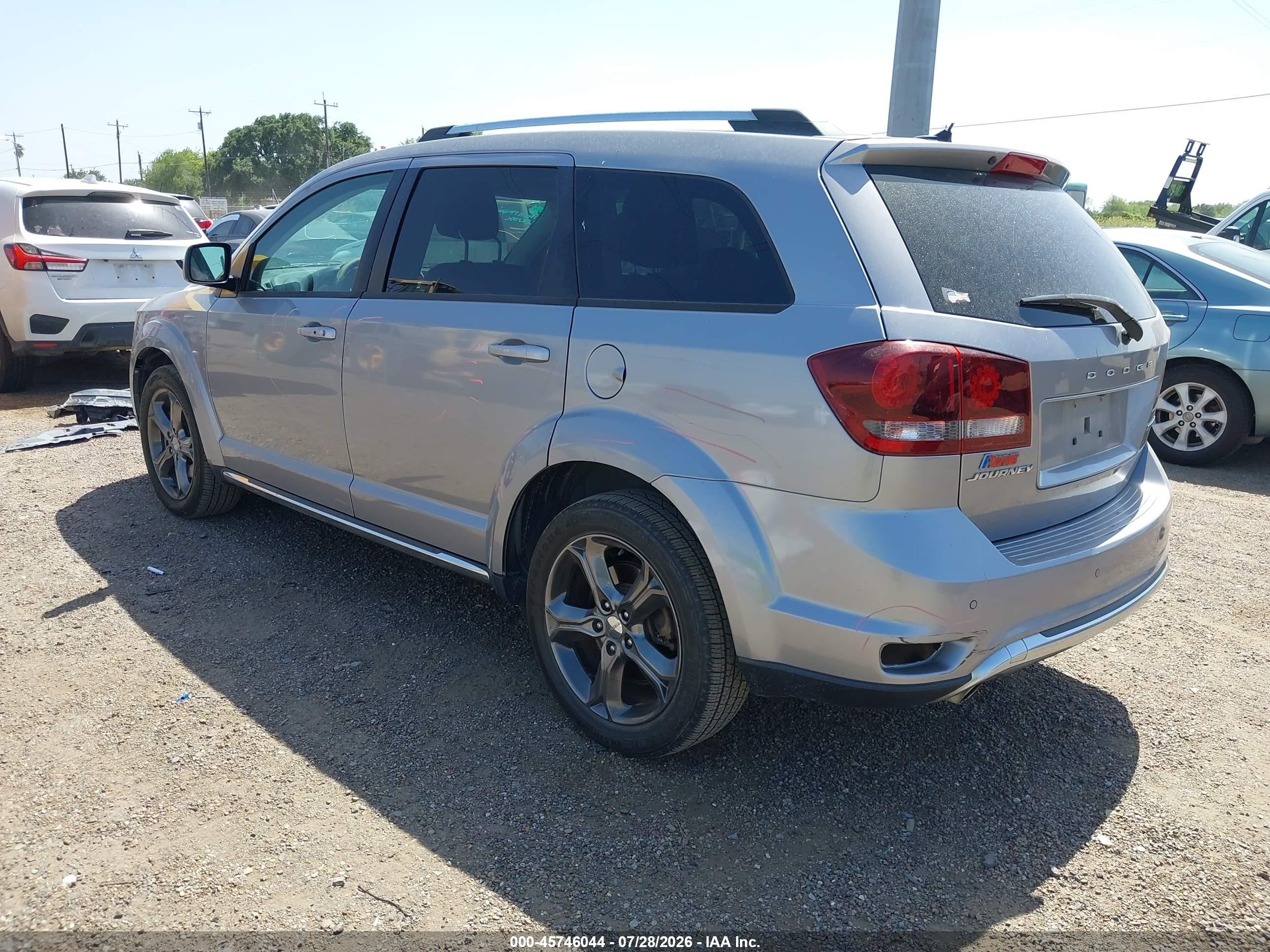 2015 Dodge Journey Crossroad Silver vin: 3C4PDCGGXFT679682