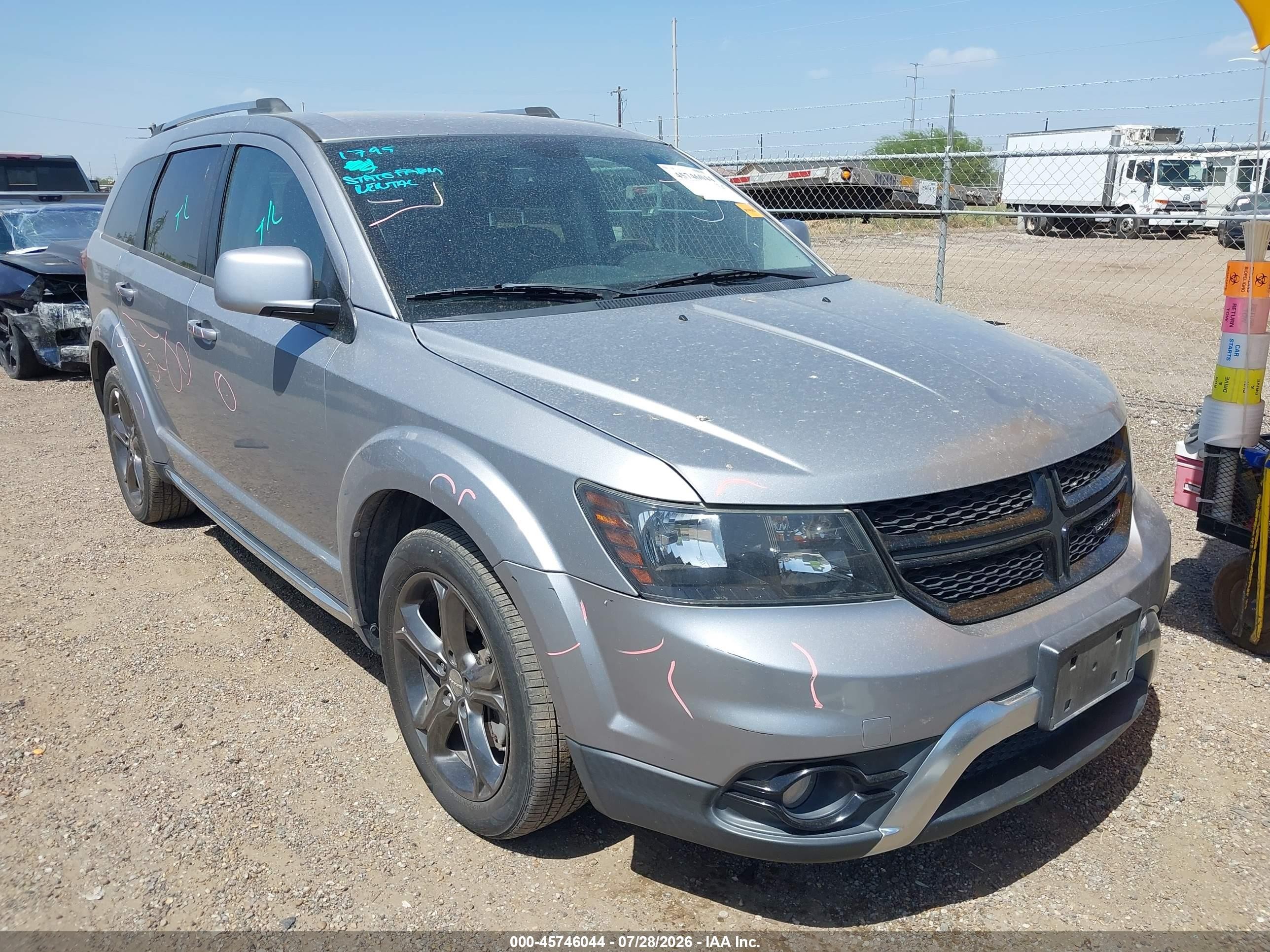 2015 Dodge Journey Crossroad Silver vin: 3C4PDCGGXFT679682