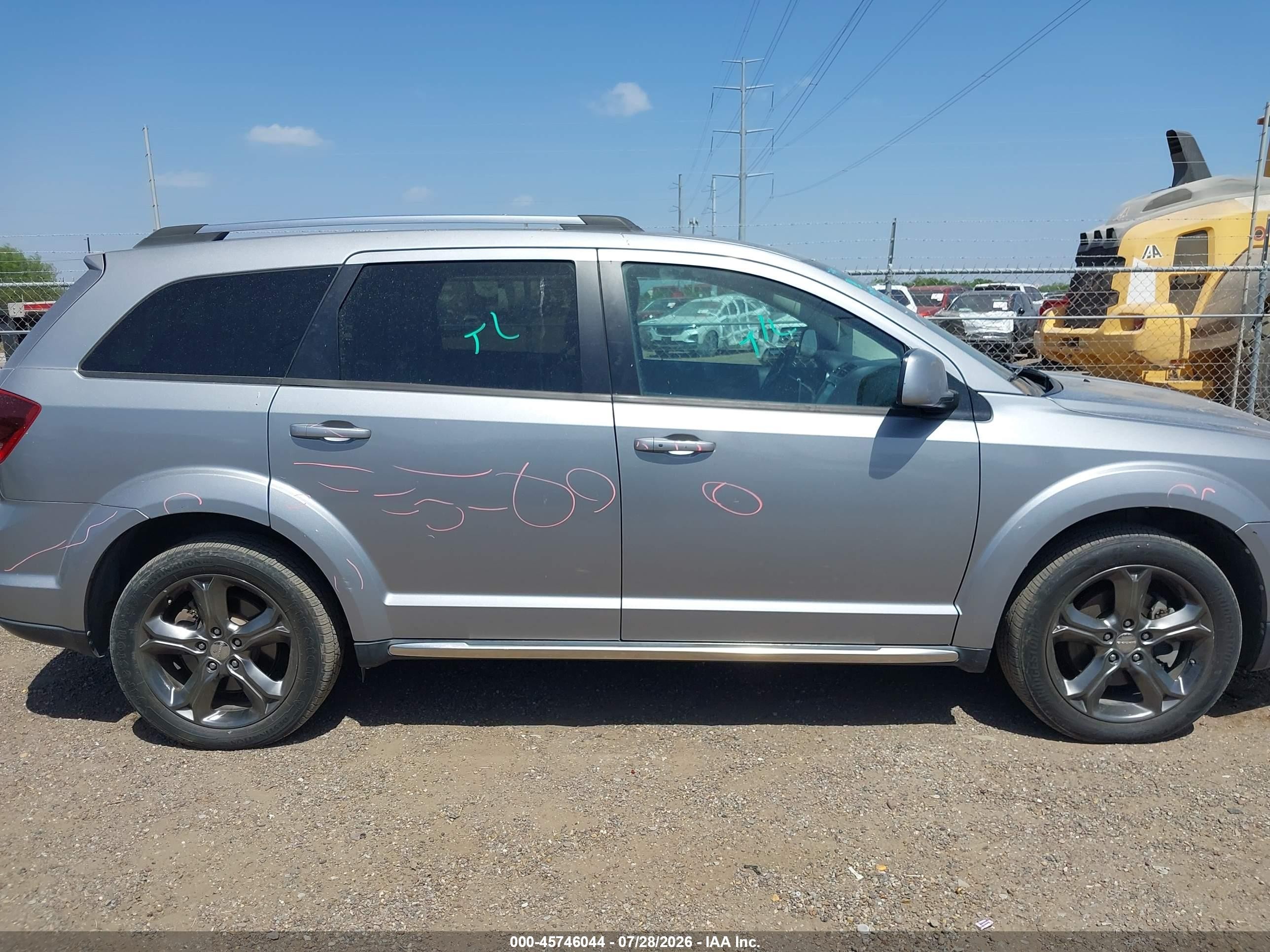 2015 Dodge Journey Crossroad Silver vin: 3C4PDCGGXFT679682