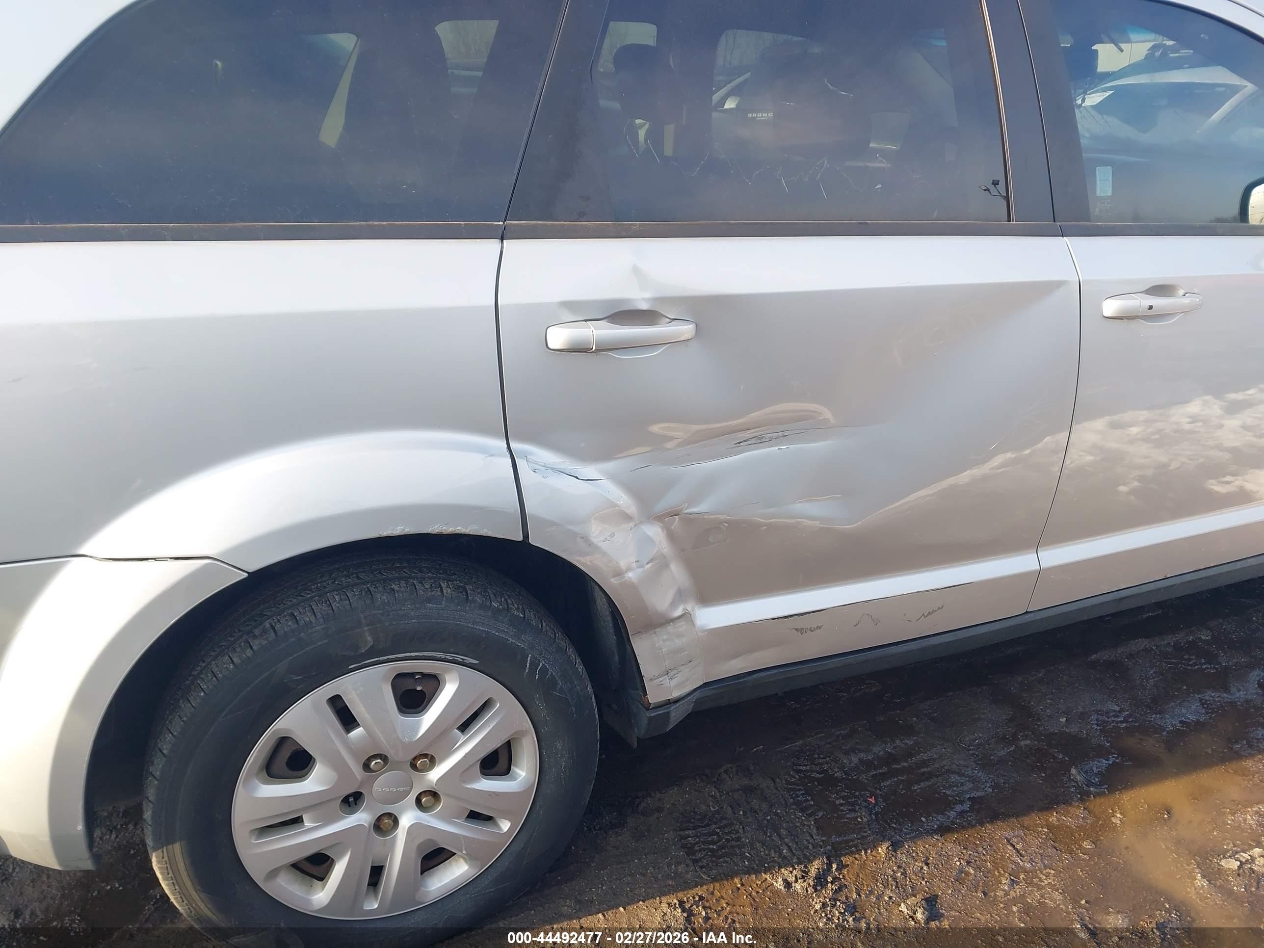 2014 Dodge Journey Se Серебряный vin: 3C4PDDAG0ET176174