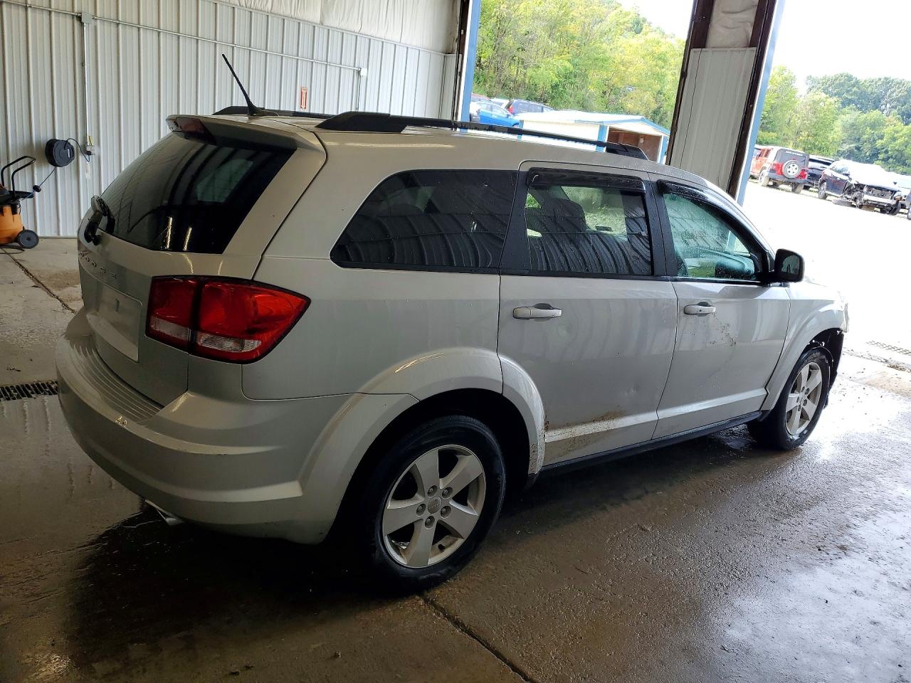 2014 Dodge Journey Se Silver vin: 3C4PDDAG4ET214618