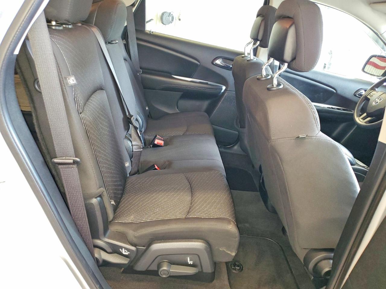 2014 Dodge Journey Se Silver vin: 3C4PDDAG4ET214618