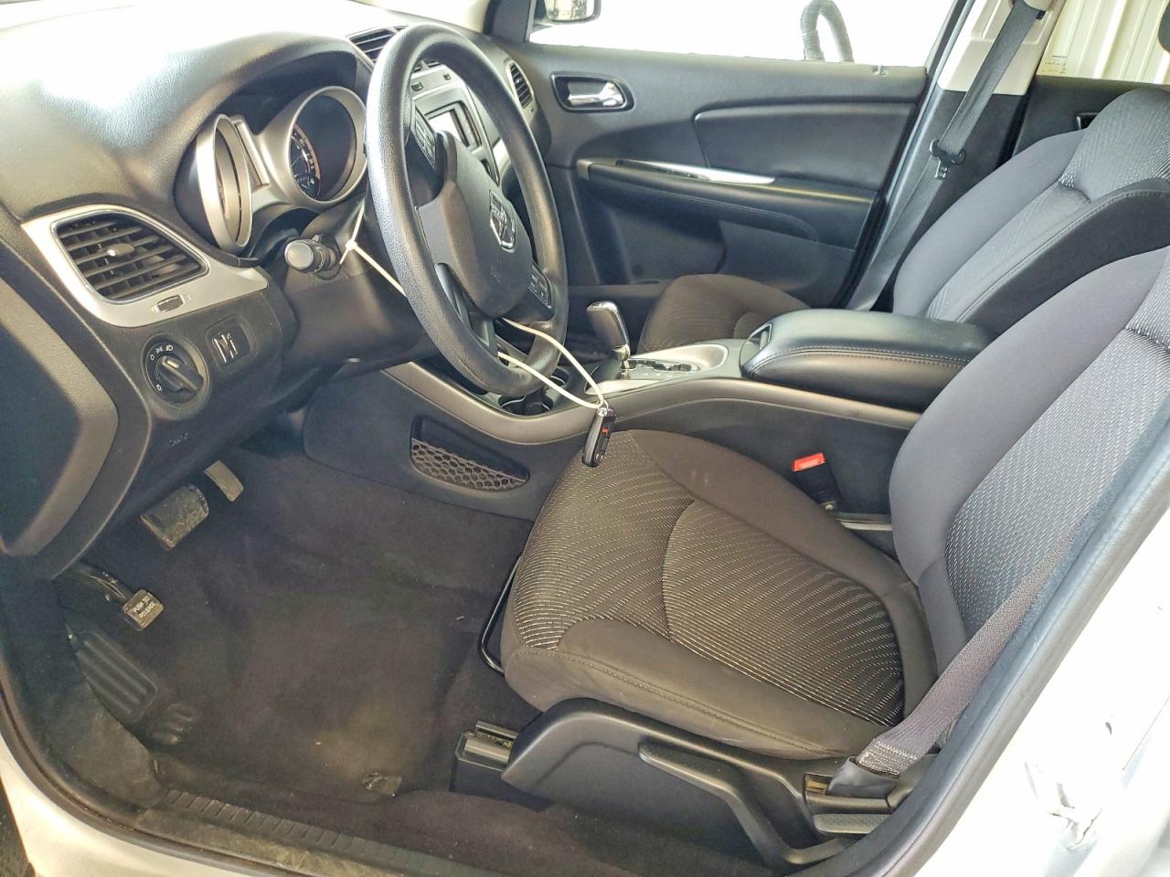 2014 Dodge Journey Se Silver vin: 3C4PDDAG4ET214618