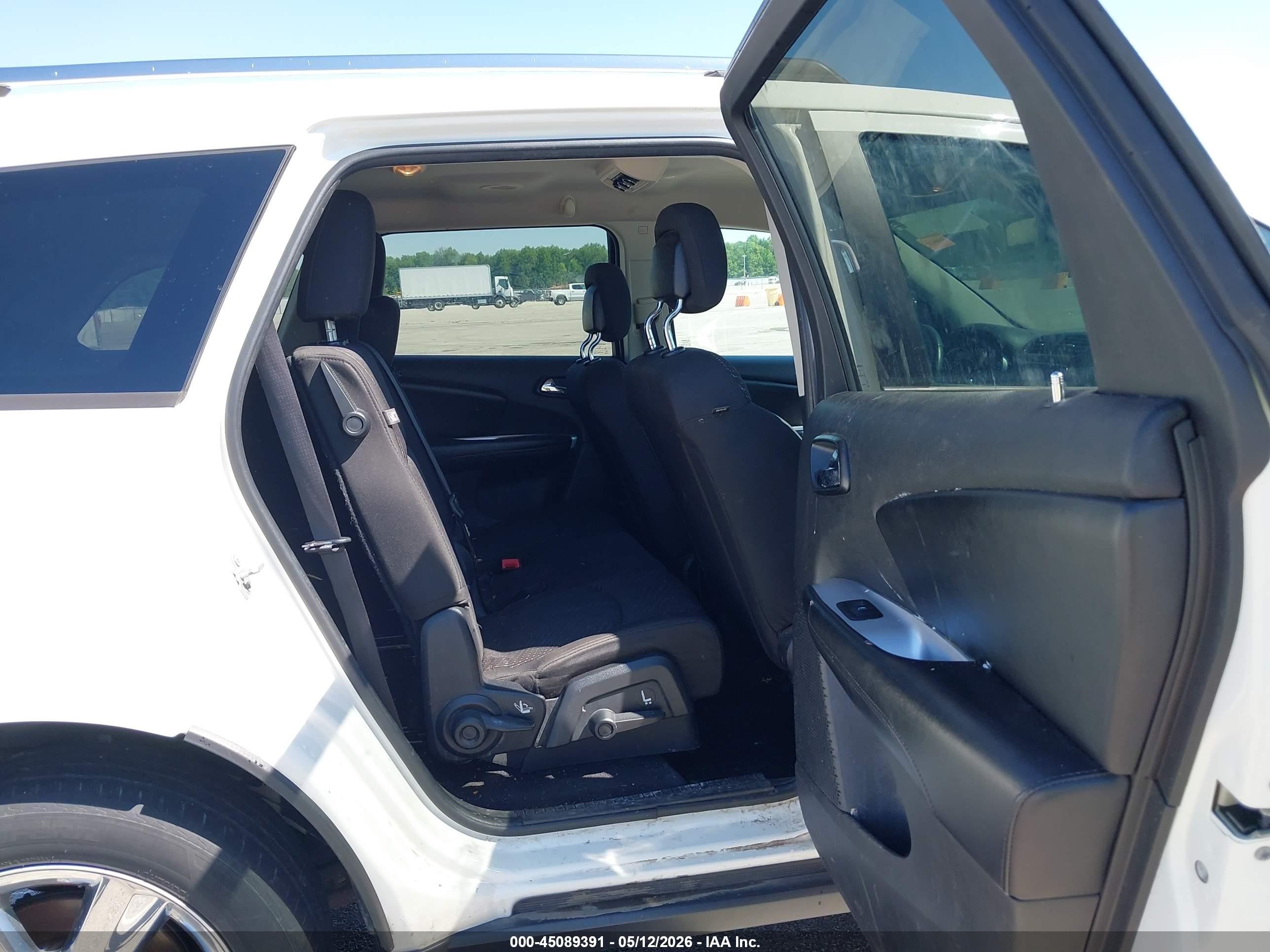 2015 Dodge Journey Se White vin: 3C4PDDAG5FT574630