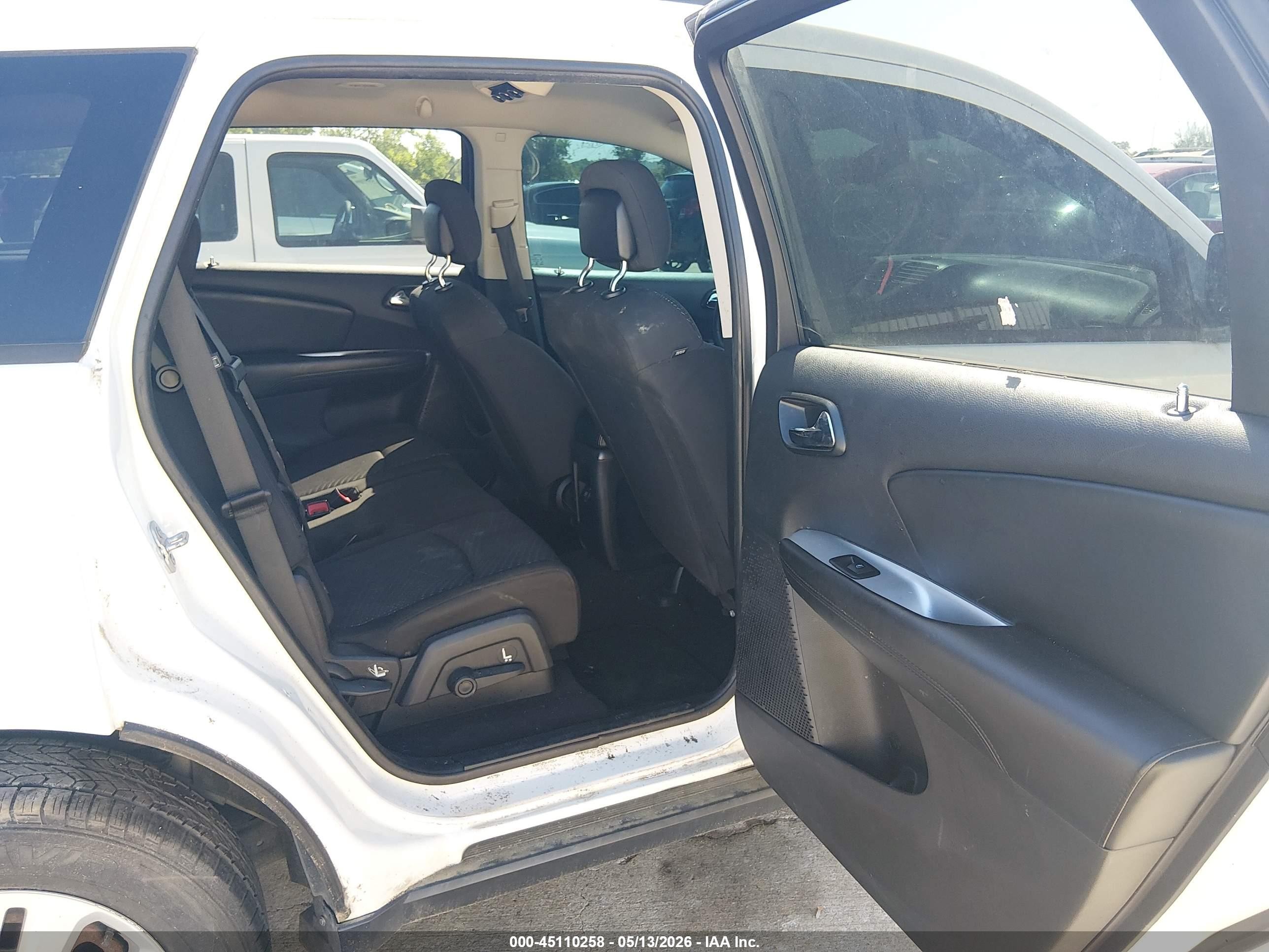 2015 Dodge Journey Se White vin: 3C4PDDAG6FT646399