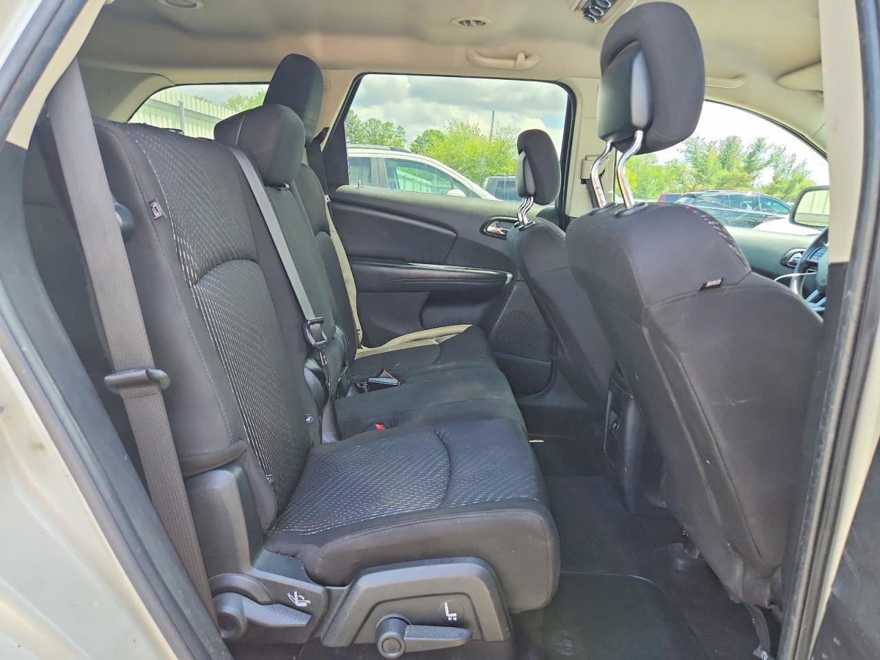 2013 Dodge Journey Sxt White vin: 3C4PDDBG0DT706107
