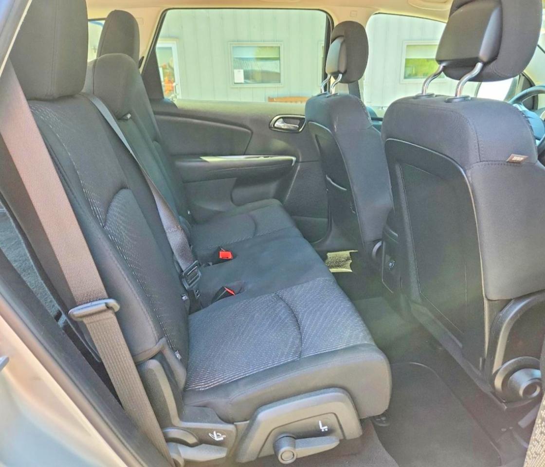 2014 Dodge Journey Sxt Silver vin: 3C4PDDBG0ET206143
