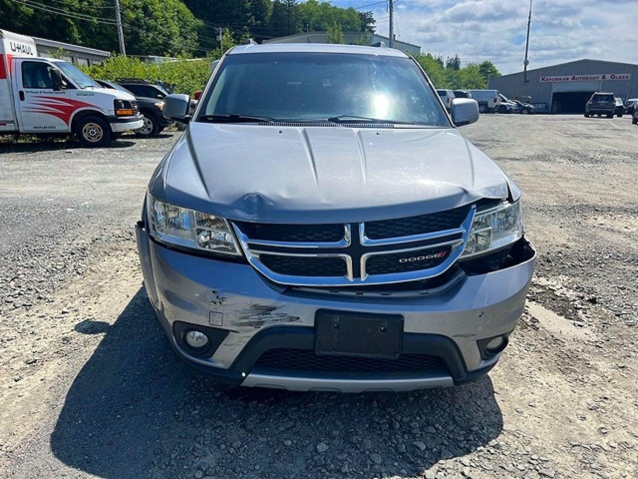 2015 Dodge Journey Sxt Silver vin: 3C4PDDBG0FT593424