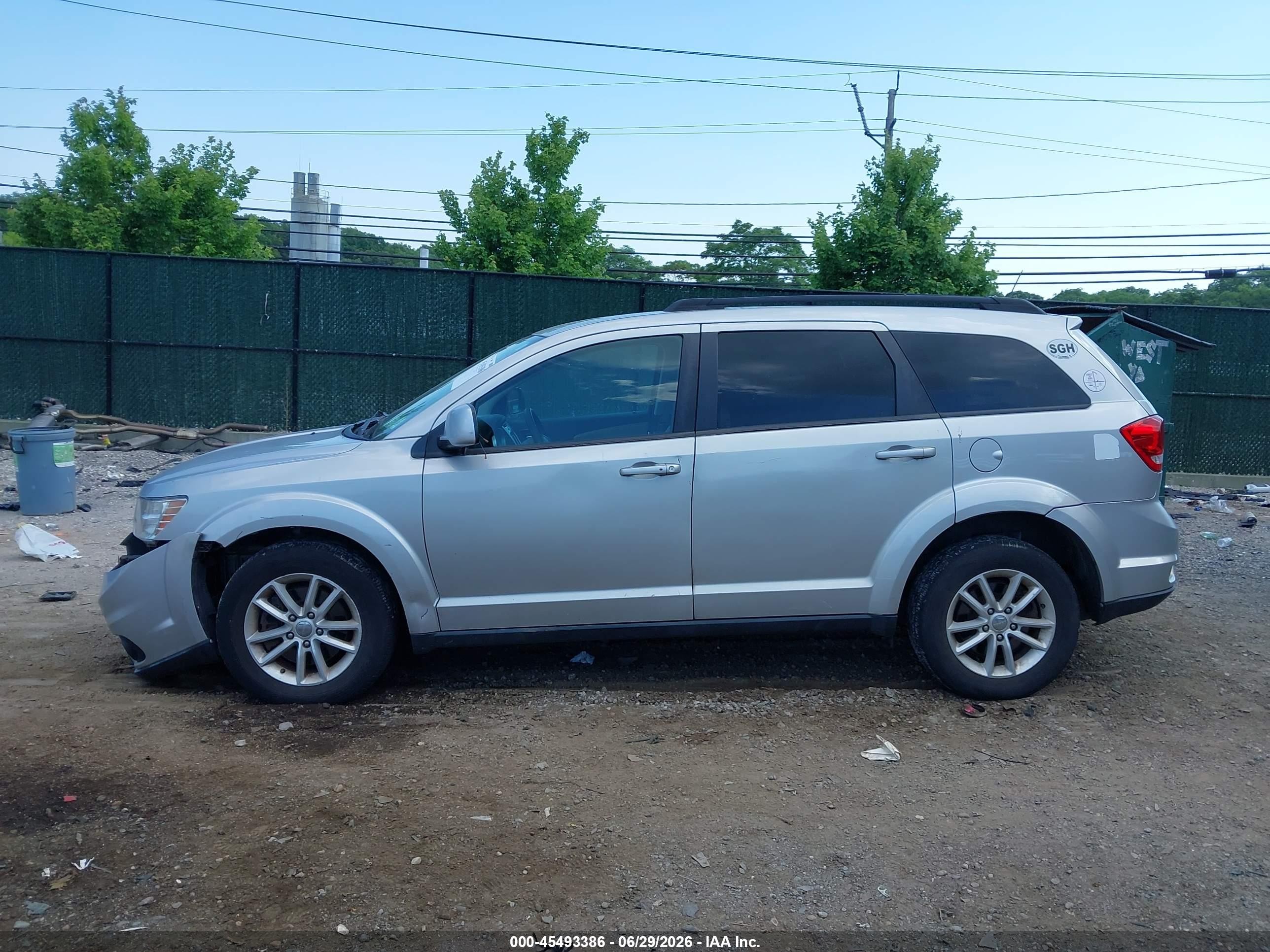 2013 Dodge Journey Sxt Silver vin: 3C4PDDBG1DT559098