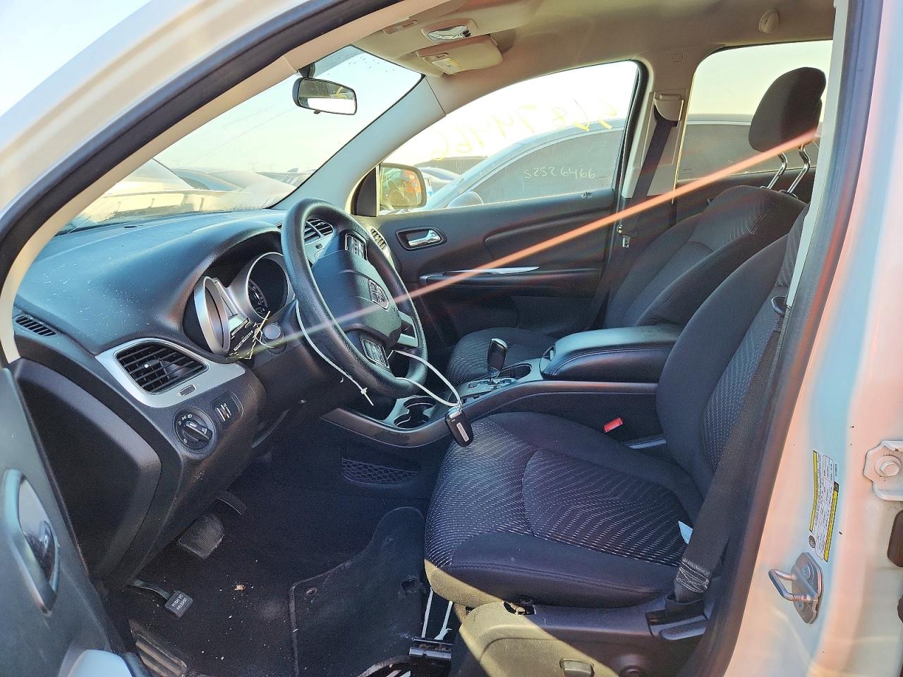 2015 Dodge Journey Sxt White vin: 3C4PDDBG1FT730676