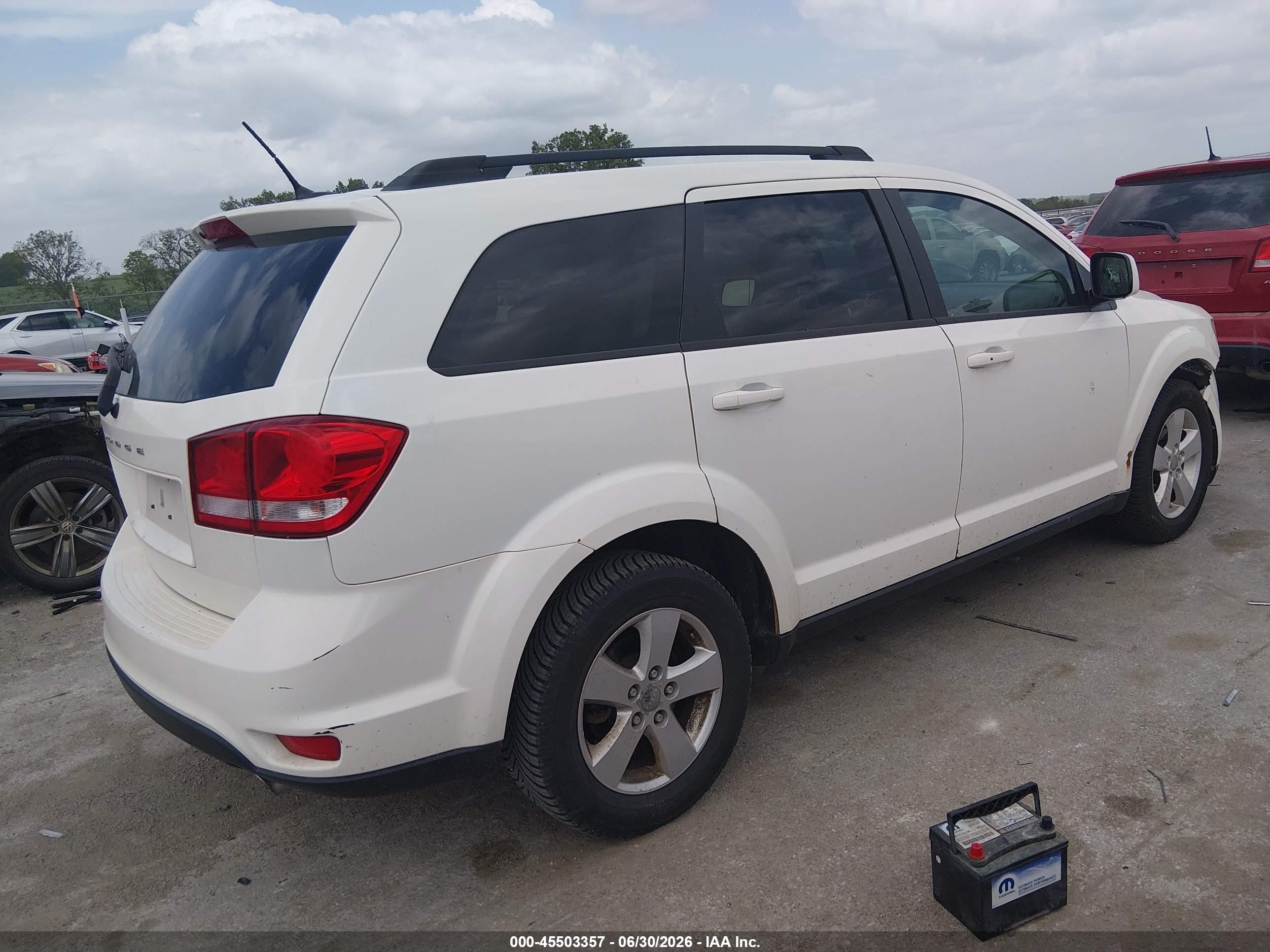 2012 Dodge Journey Sxt White vin: 3C4PDDBG2CT185194