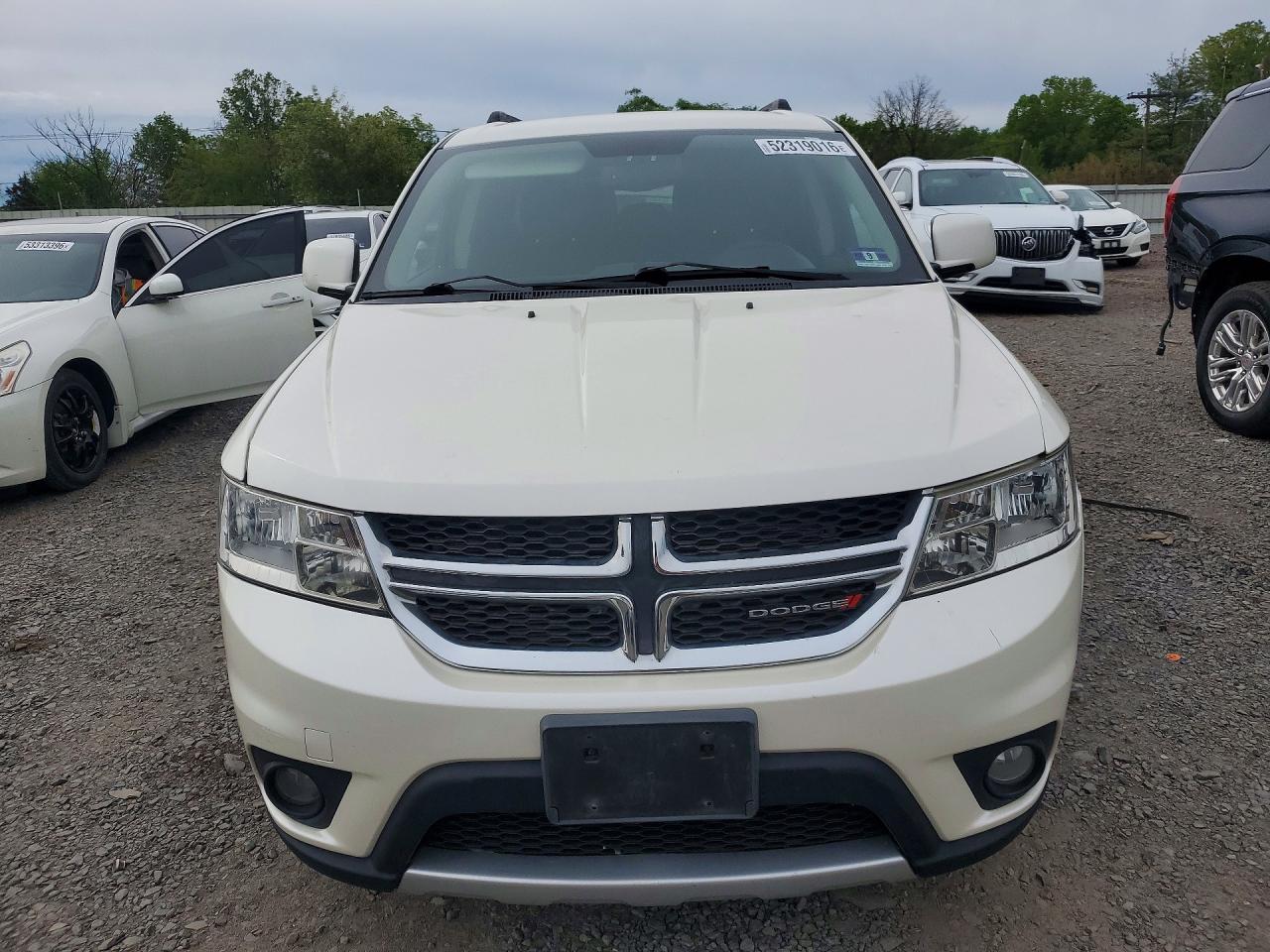 2013 Dodge Journey White vin: 3C4PDDBG2DT566075