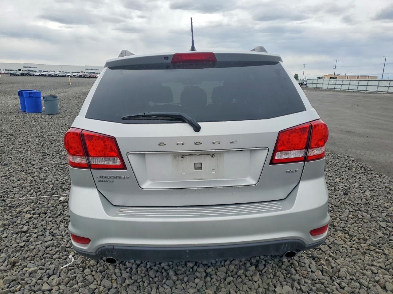 2013 Dodge Journey Sxt Silver vin: 3C4PDDBG2DT638604