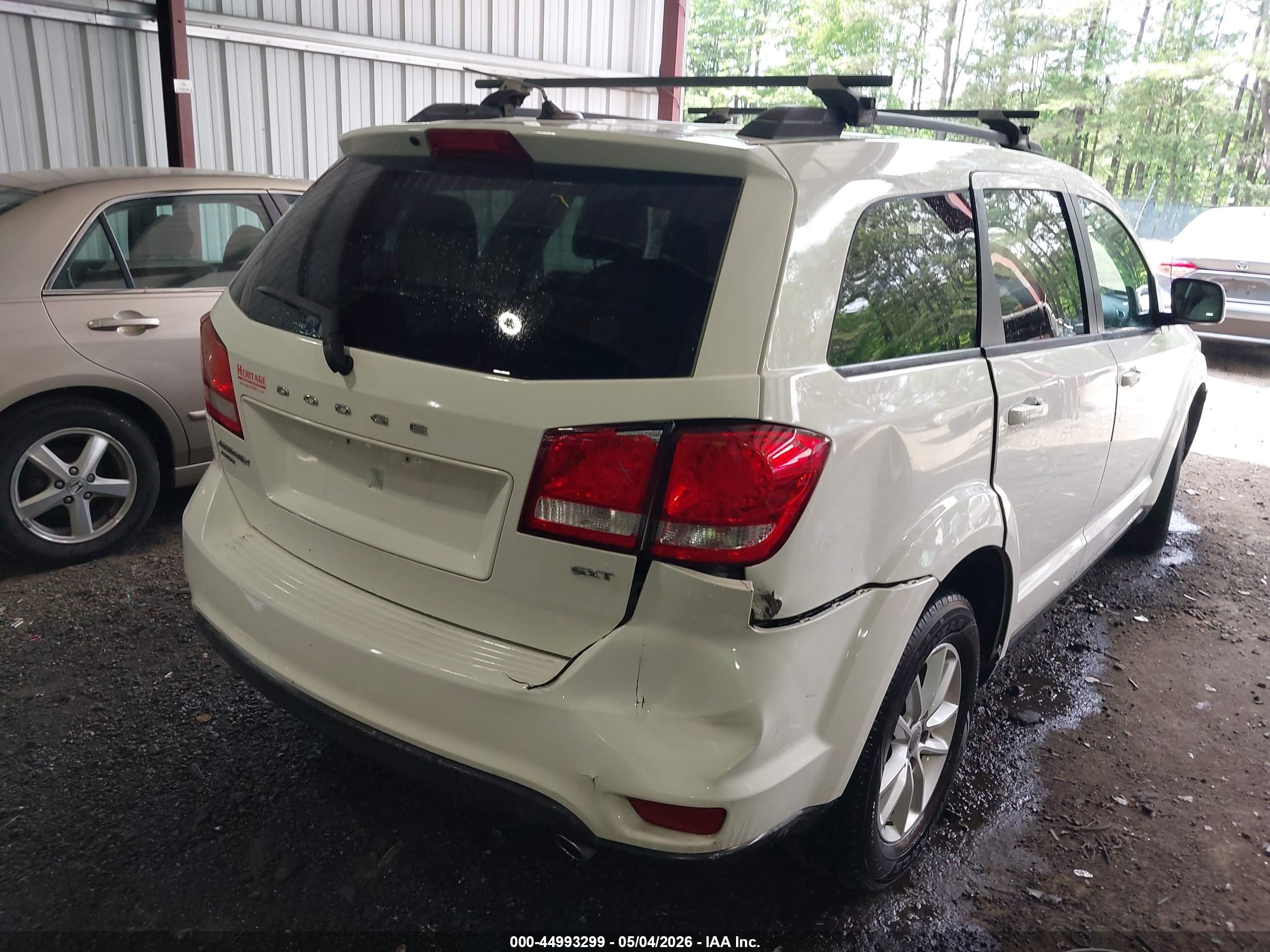 2013 Dodge Journey Sxt White vin: 3C4PDDBG3DT592412